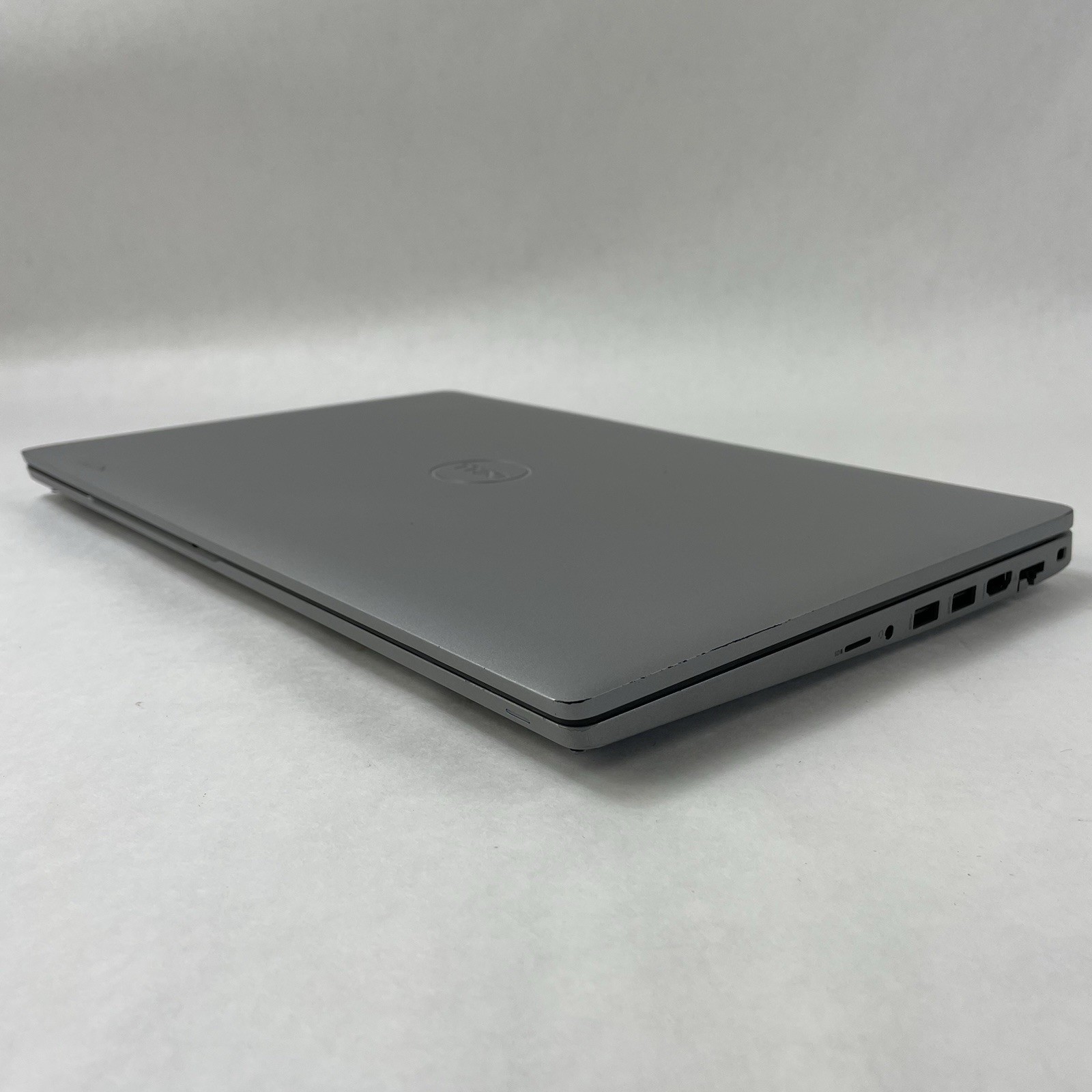 Dell Latitude 5520 15.6″ i5-1145G7 2.60 GHz 8 GB RAM No SSD/OS/AC/Battery – READ