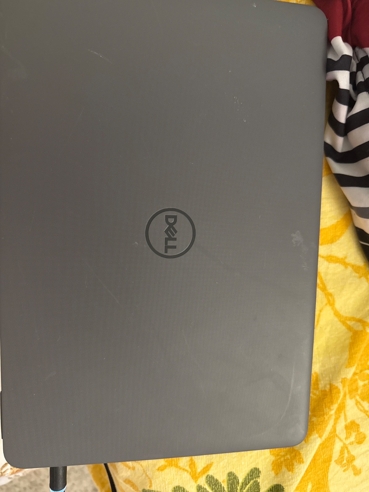 dell latitude 3140 laptop Grey colour