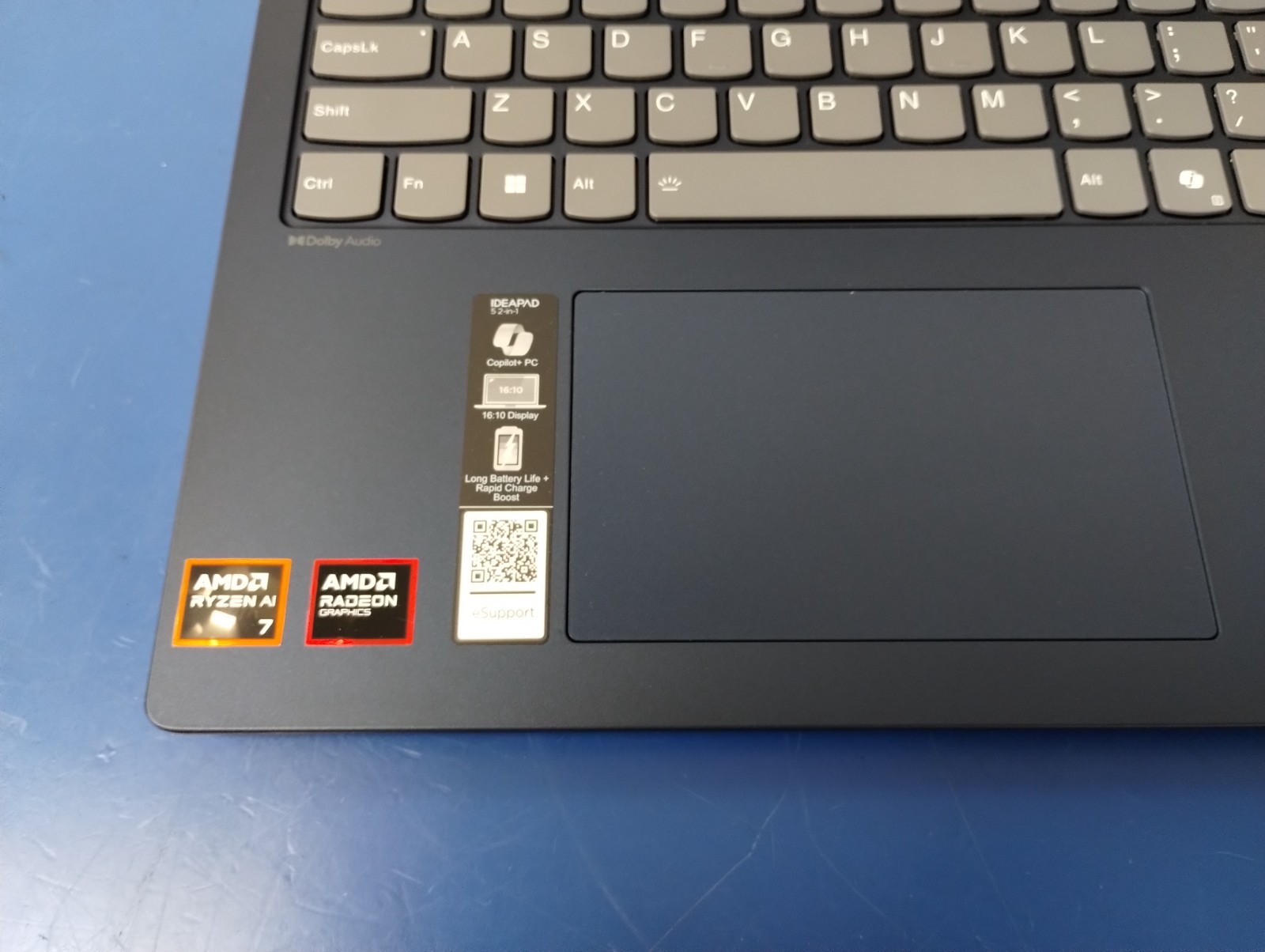 Lenovo IdeaPad 5 2-in-1 16AKP10, AMD Ryzen AI 7 350, 16 GB RAM, 1 TB NVMe SSD