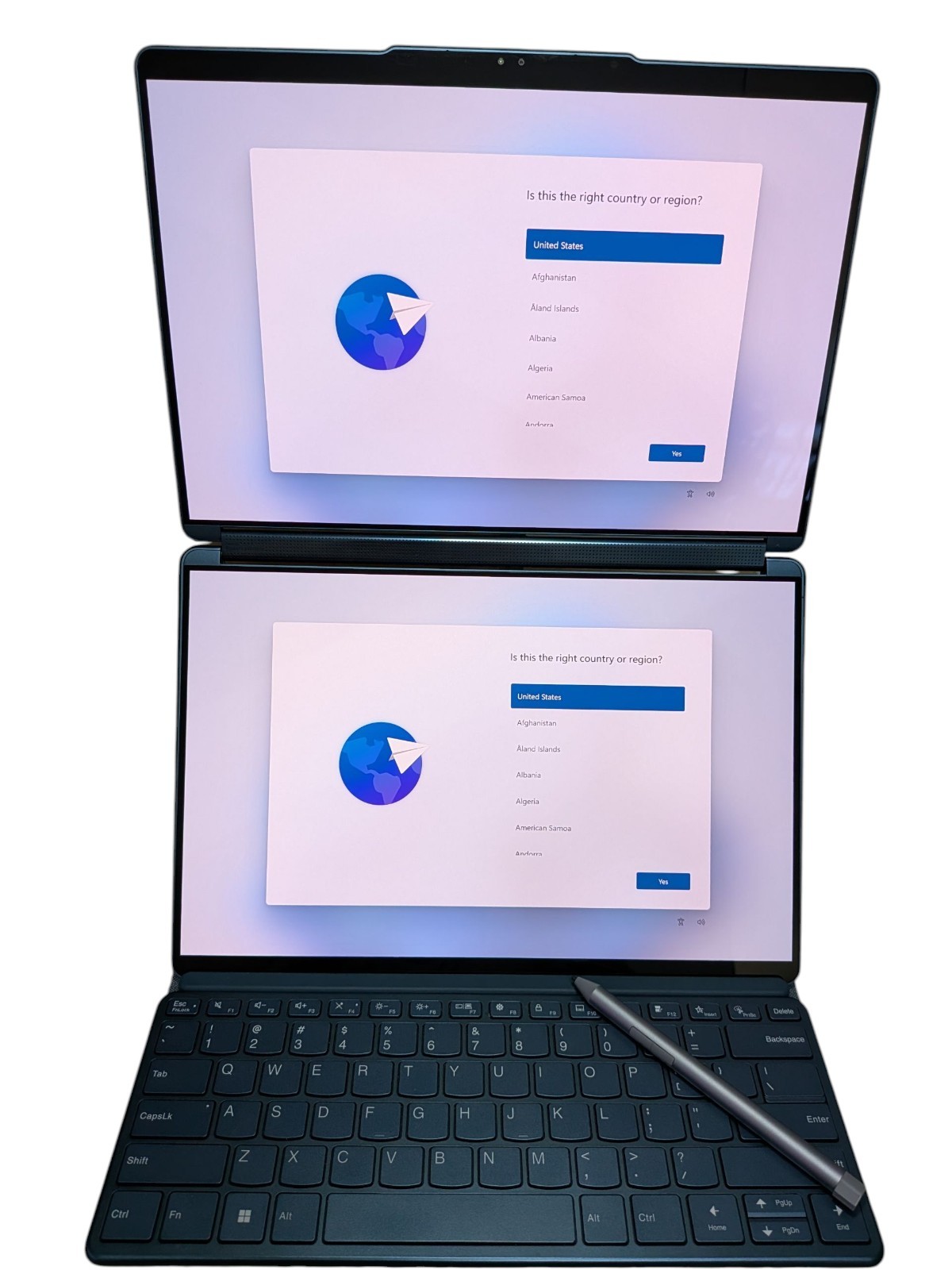 💎Lenovo Yoga Book 9 Ultra 7/ 2x DUAL 13.3″ 2.8K OLED TOUCH /32GB RAM/1 TB SSD