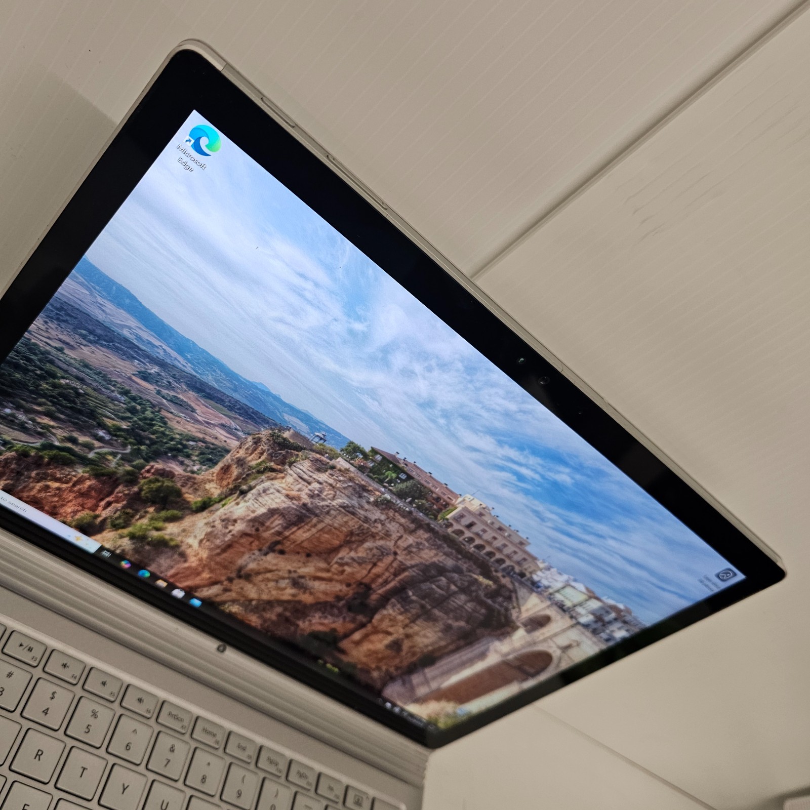 Microsoft Surface Book Intel Core i7-6600u 16GB RAM 512GB SSD NVidia GTX 965M