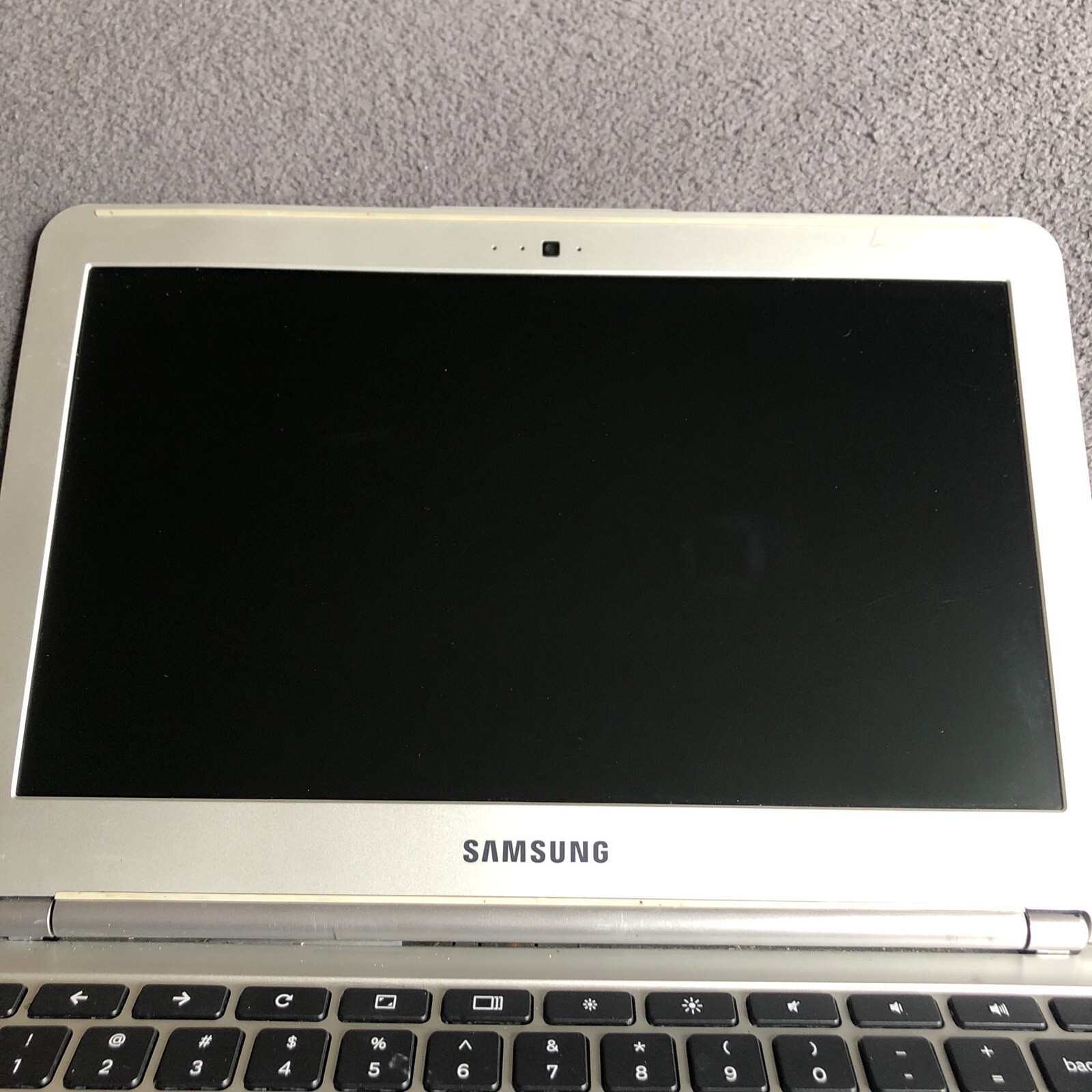 Samsung Chromebook 303C XE303C12 Notebook Exynos 5 2GB RAM+16GB SSD – WORKS