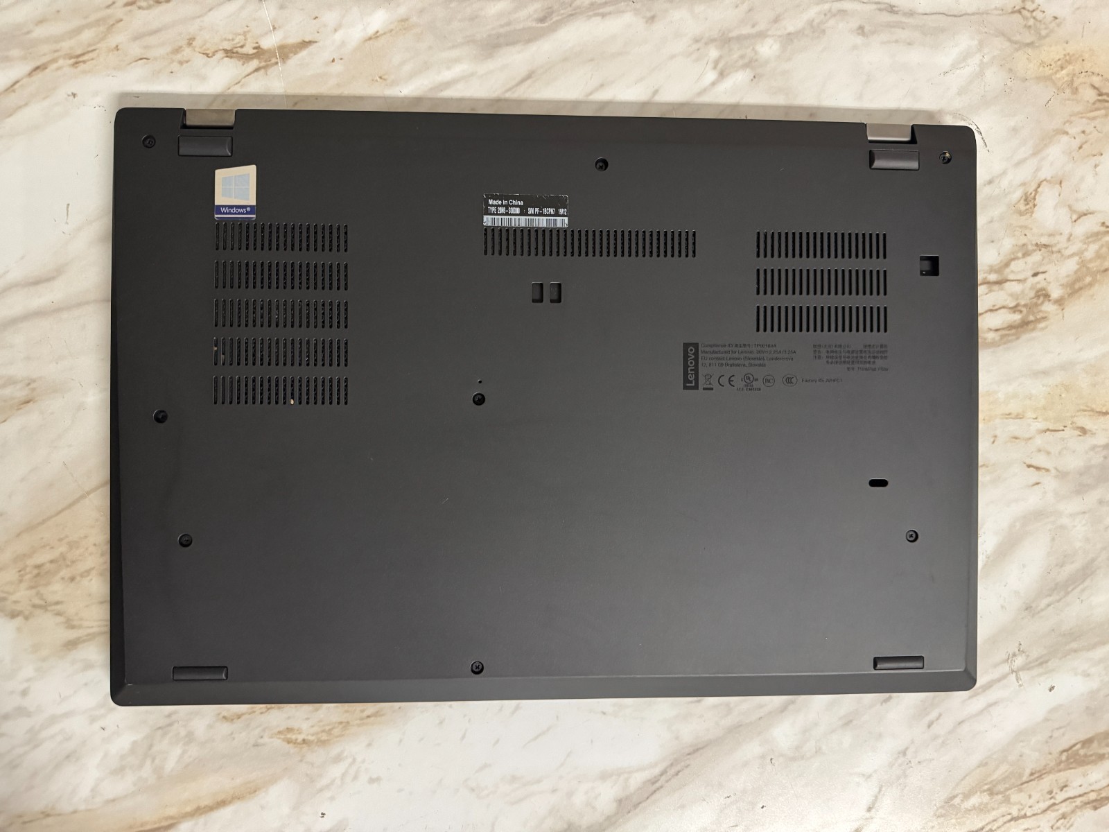 Lenovo ThinkPad P53S WS Touch Laptop 15.6 FHD Intel Core i7 512GB SSD QuadroP520