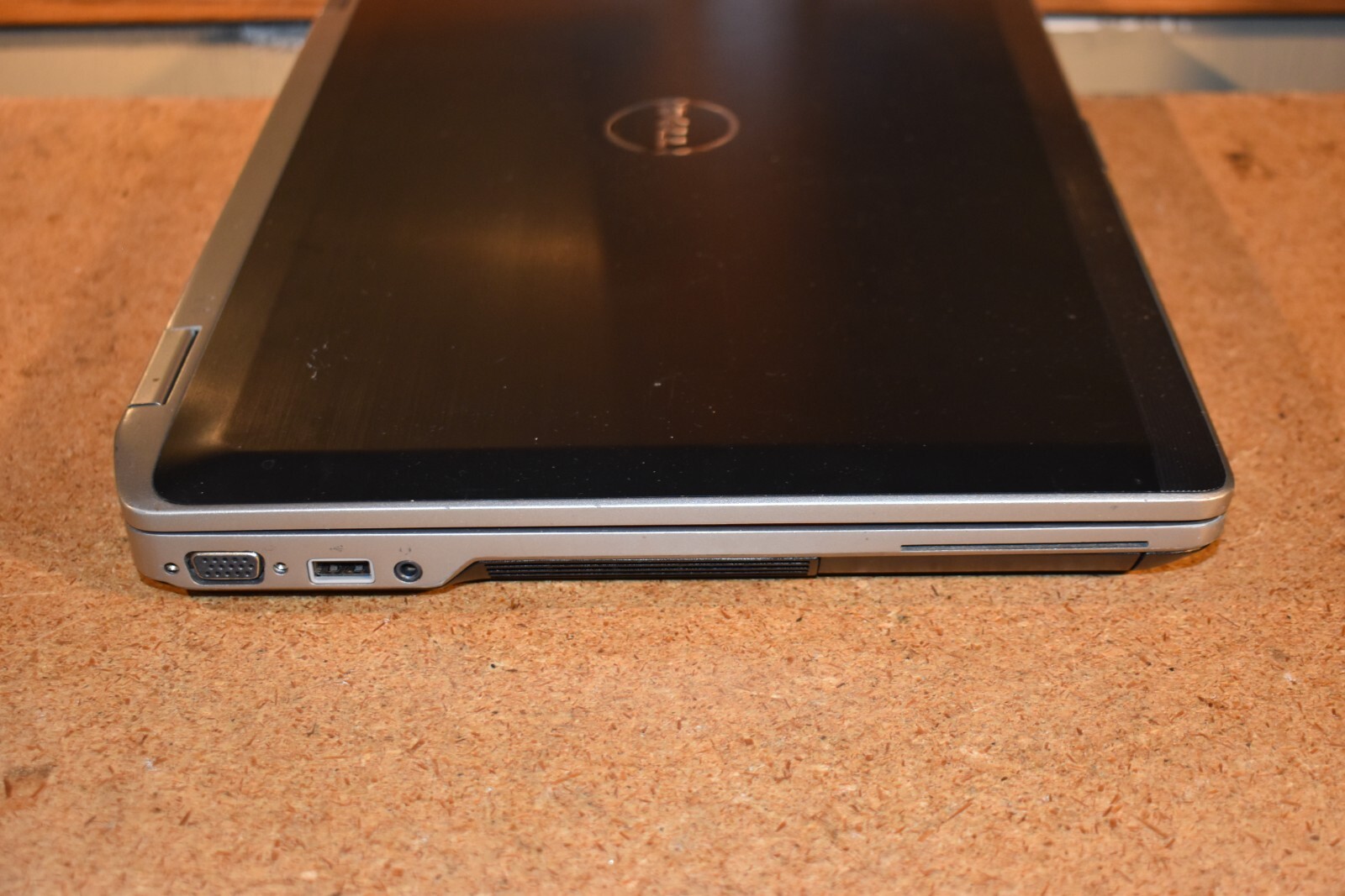 Dell Latitude E6520 Intel Core i7-2620M 4GB RAM 250GB HDD Windows XP Pro NVidia