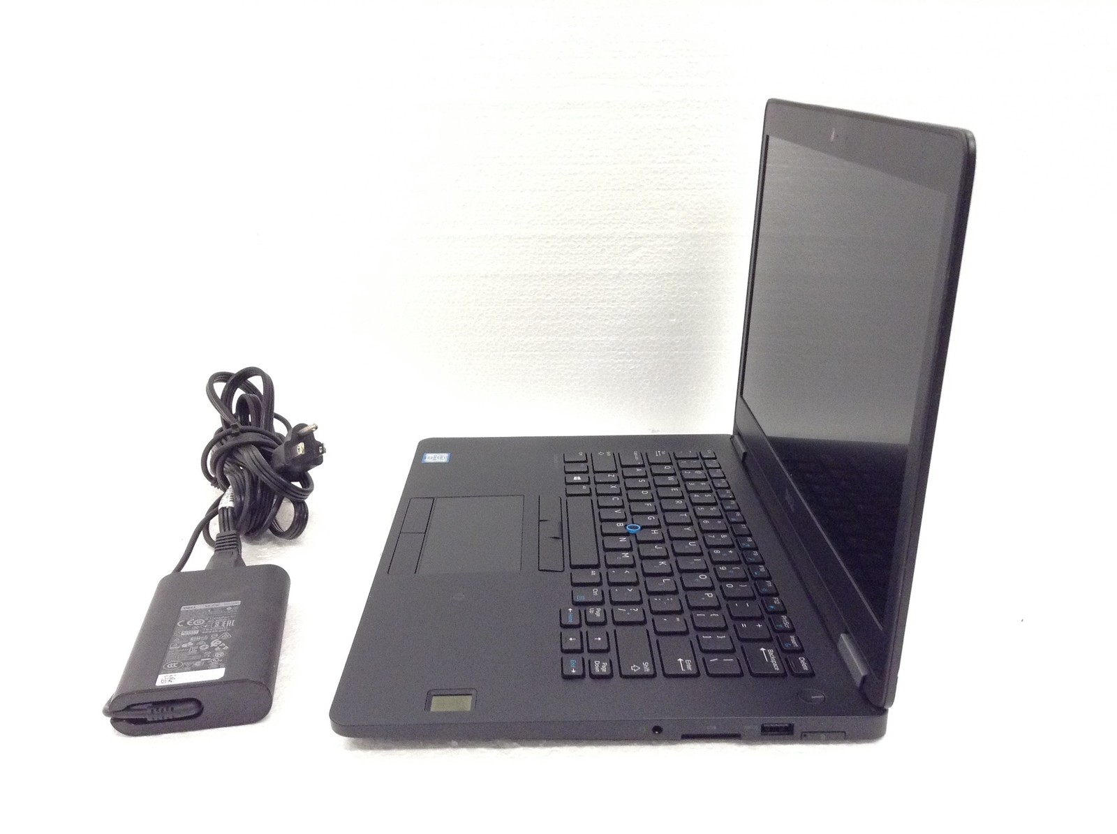 Dell Latitude E7470 Laptop i5-6300U 2.4GHz 14″ FHD w/AC Adapter, No RAM & HDD