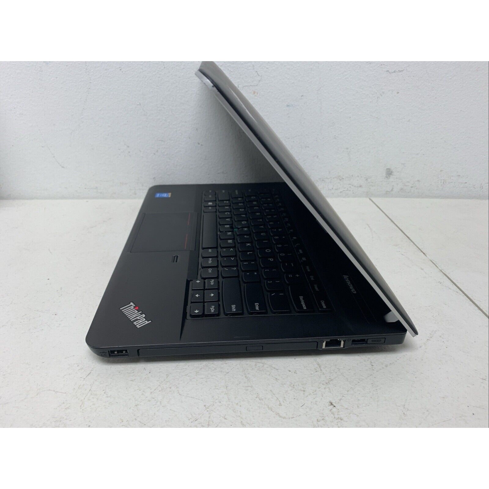 Lenovo ThinkPad Edge E440 14′ Intel i5-4200M 2.50GHz 4GB RAM 500GB HHD – Wind 10