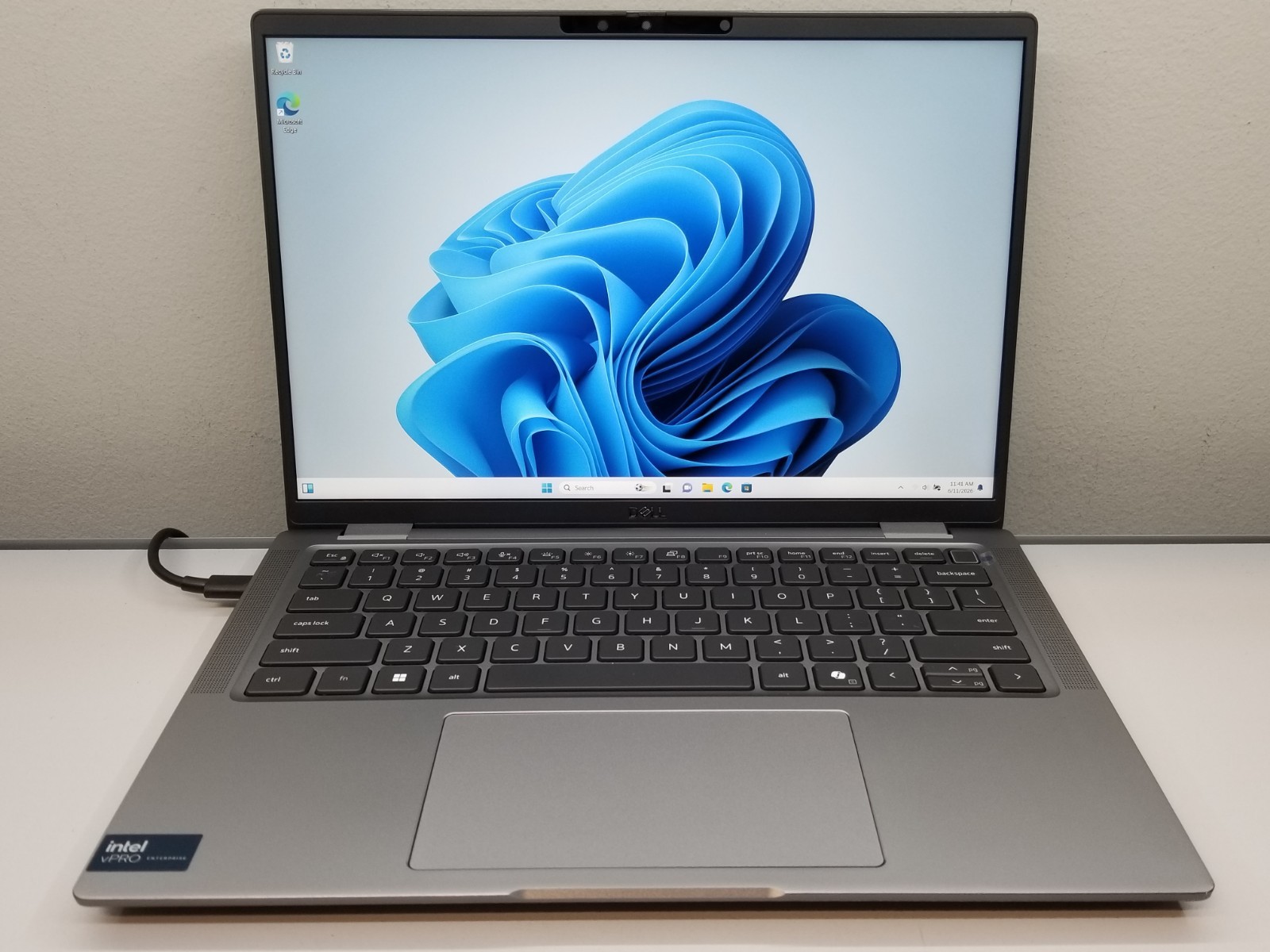 Dell Latitude 7450 14″ FHD+ Ultra 5-135U 4.4GHz 16GB RAM 256GB NVMe Win11P WRNTY