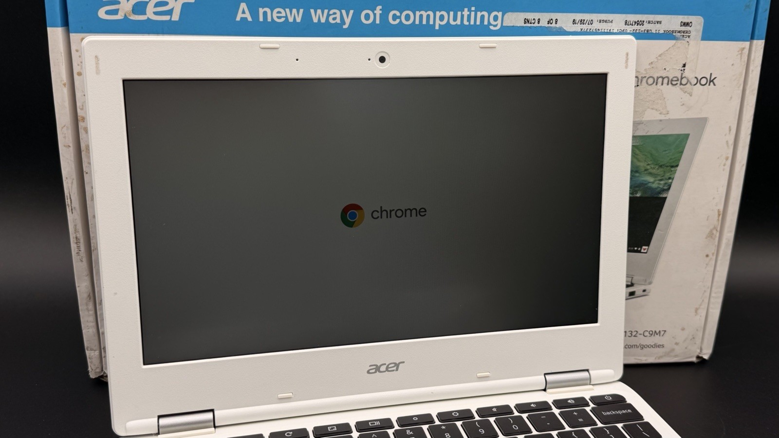 Acer Chromebook 11 CB3-132-C9M7 11.6” White Laptop