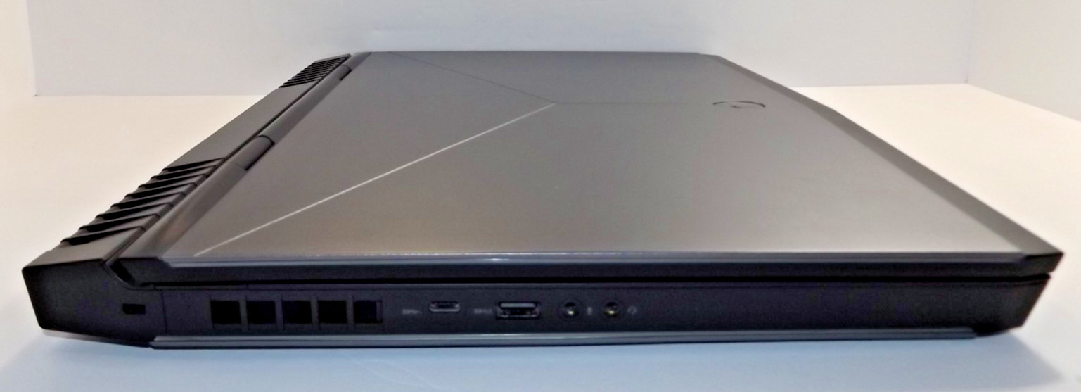 Dell Alienware 17 R4 i7-7700HQ GTX 1070 8GB Vram 16GB RAM 1.25TB SSD Grade A