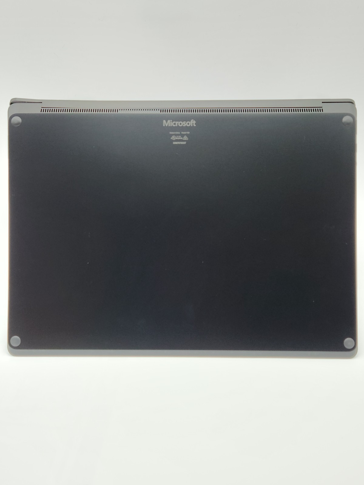 Microsoft Surface Laptop 2 13.5 inch Touchscreen Laptop i5-8250U 8GB 256GB W10