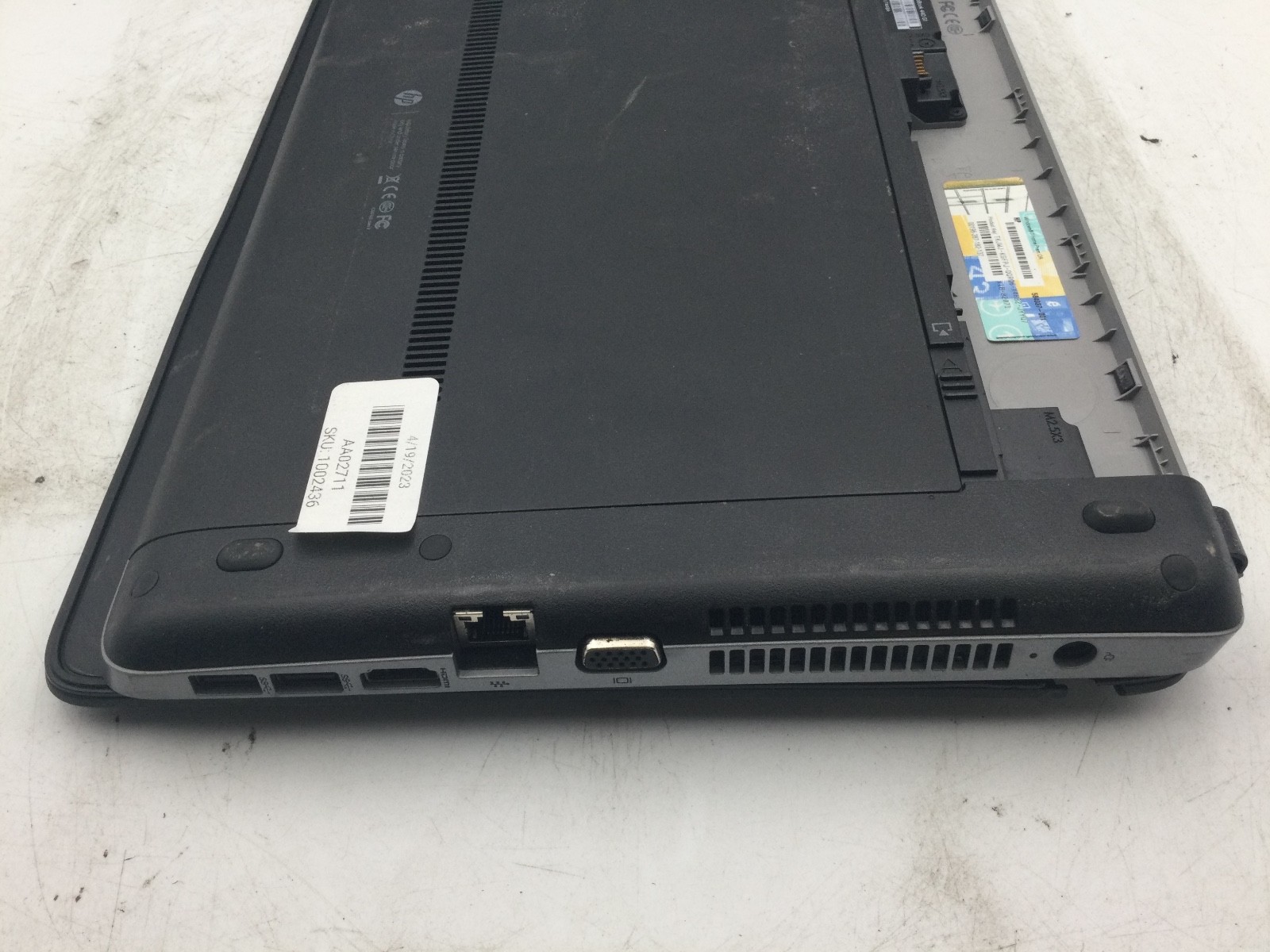 HP PROBOOK 440 G1 – FOR PARTS/BAD SCREEN – INTEL I3 – NO RAM – READ DESCRIP -BB
