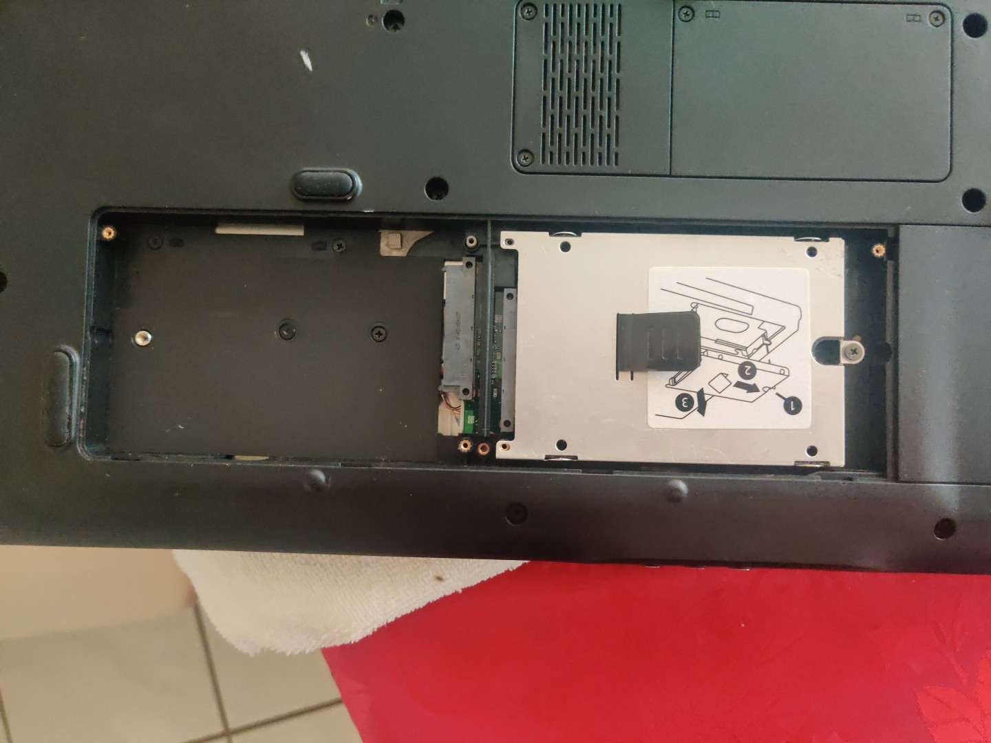 20.1″ Display HP HDX 9300 Series Laptop T8300? CPU As-Is