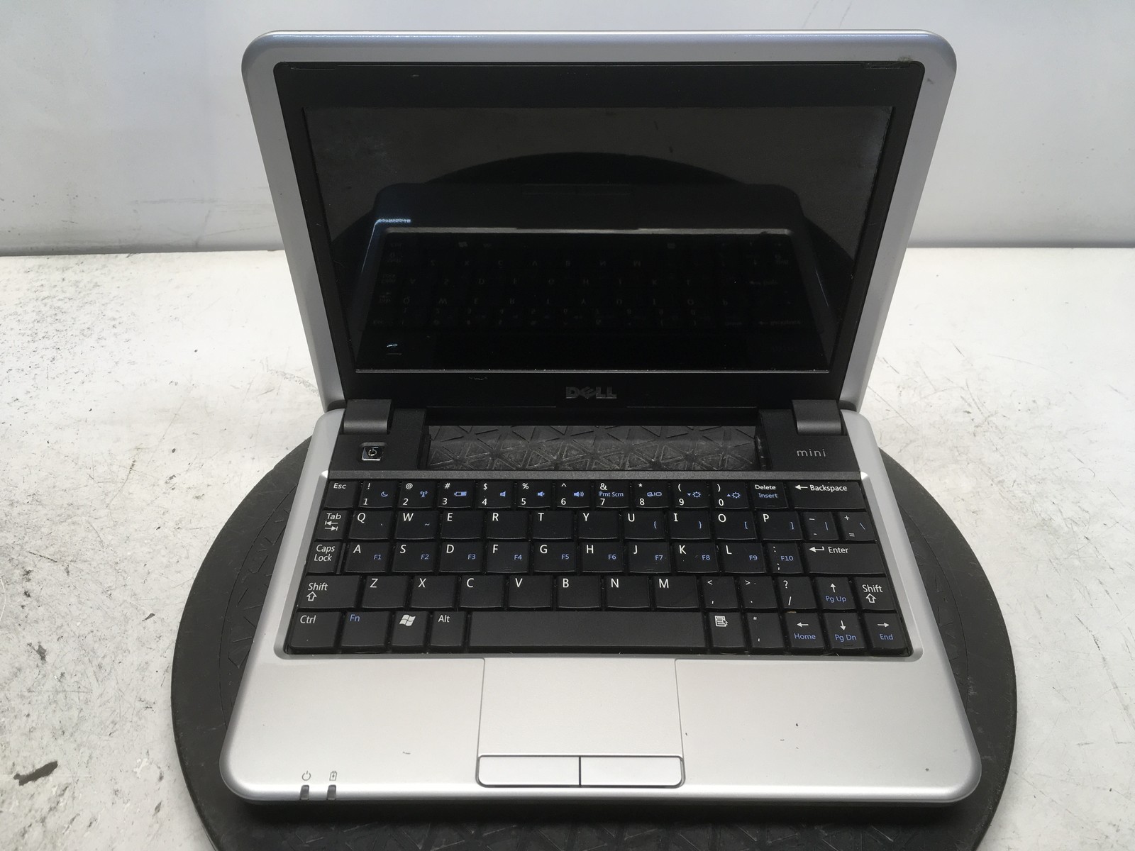 Dell Inspiron Mini 910 Intel Atom N270 1600MHz 502 MB NO HDD No Batt