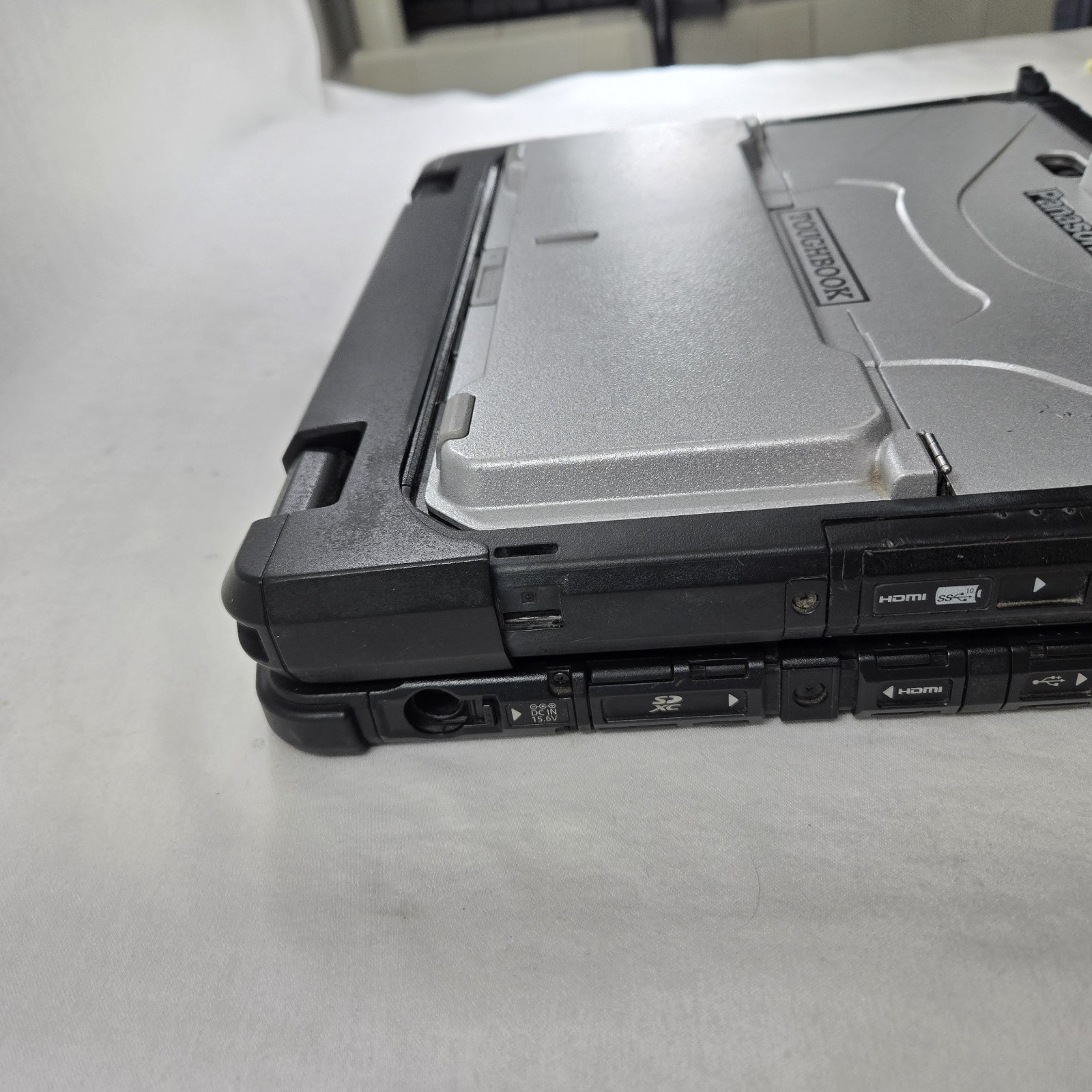 Panasonic Toughbook CF-33 i7-10810U 1.10GHz 512GB SSD 32GB Ram 4G GPS | Grade B-