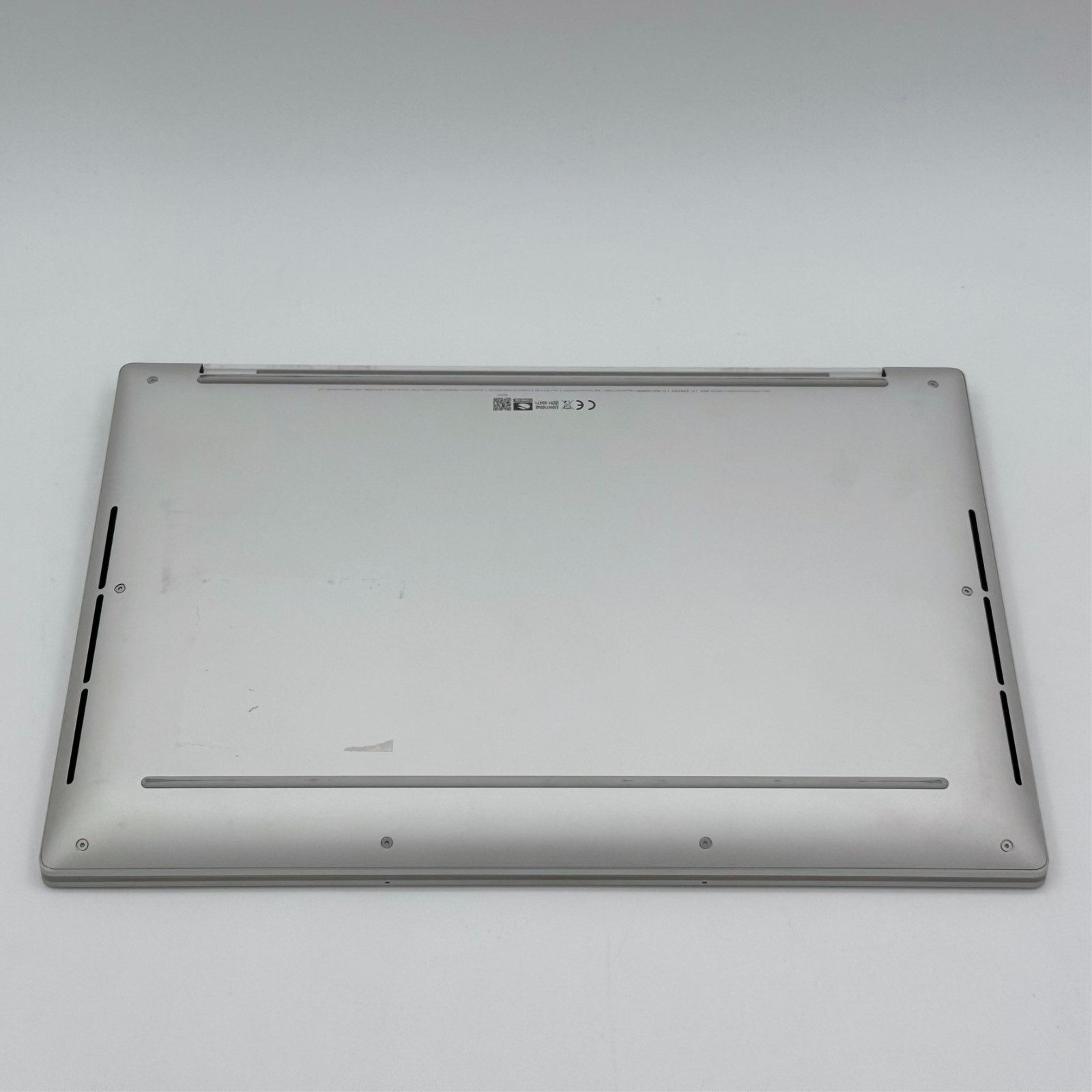Dell Premium 14.5″ 3.2K OLED Touch Laptop Intel Ultra 7 255H 32GB 1TB SSD