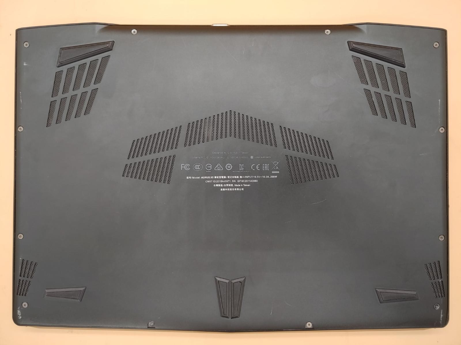 Aorus X5 15.6″ i7-5700HQ 32GB [x2 256GB+250GB SSD] Win11 Dual GTX 965M **READ**