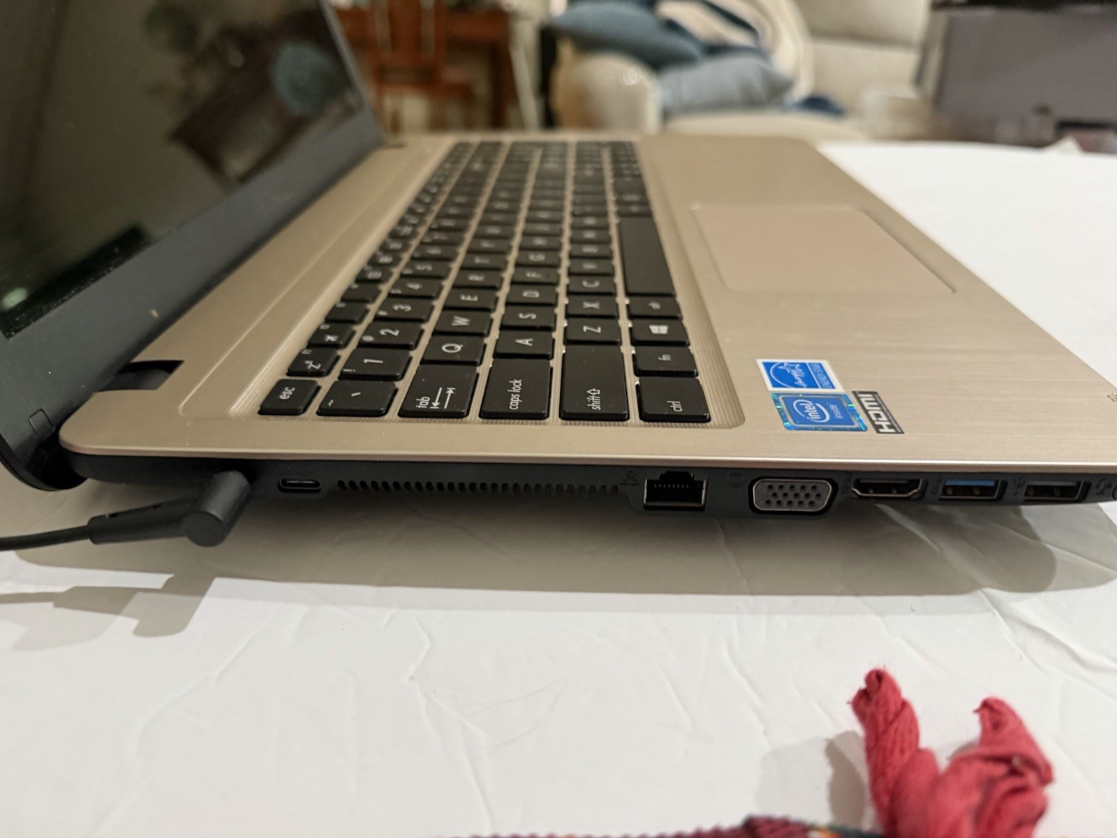 15.6″ ASUS R540S Intel Celeron N3050 1.6GHz 4GB 500GB Hdd,Laptop Notebook WIN 10
