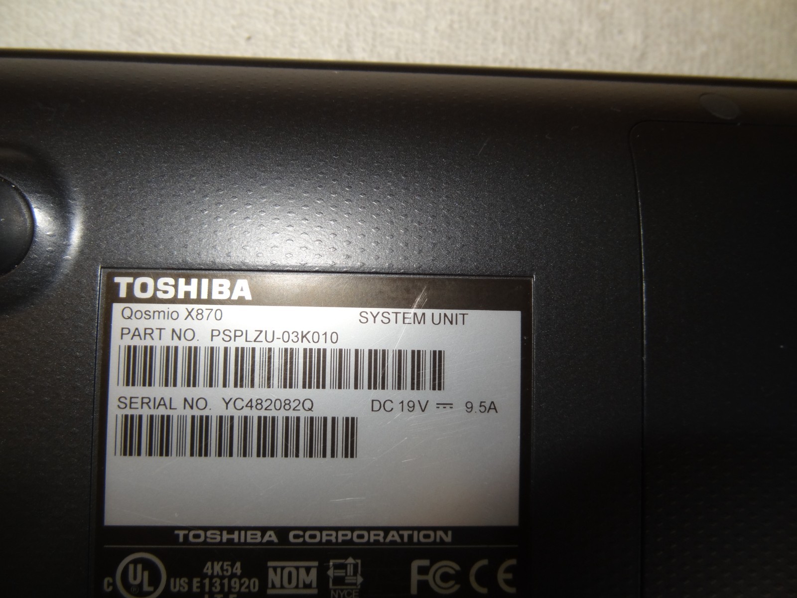 Toshiba Qosmio X870 Laptop Computer -17″Screen -Windows 10 -1TB HHD -28GB RAM