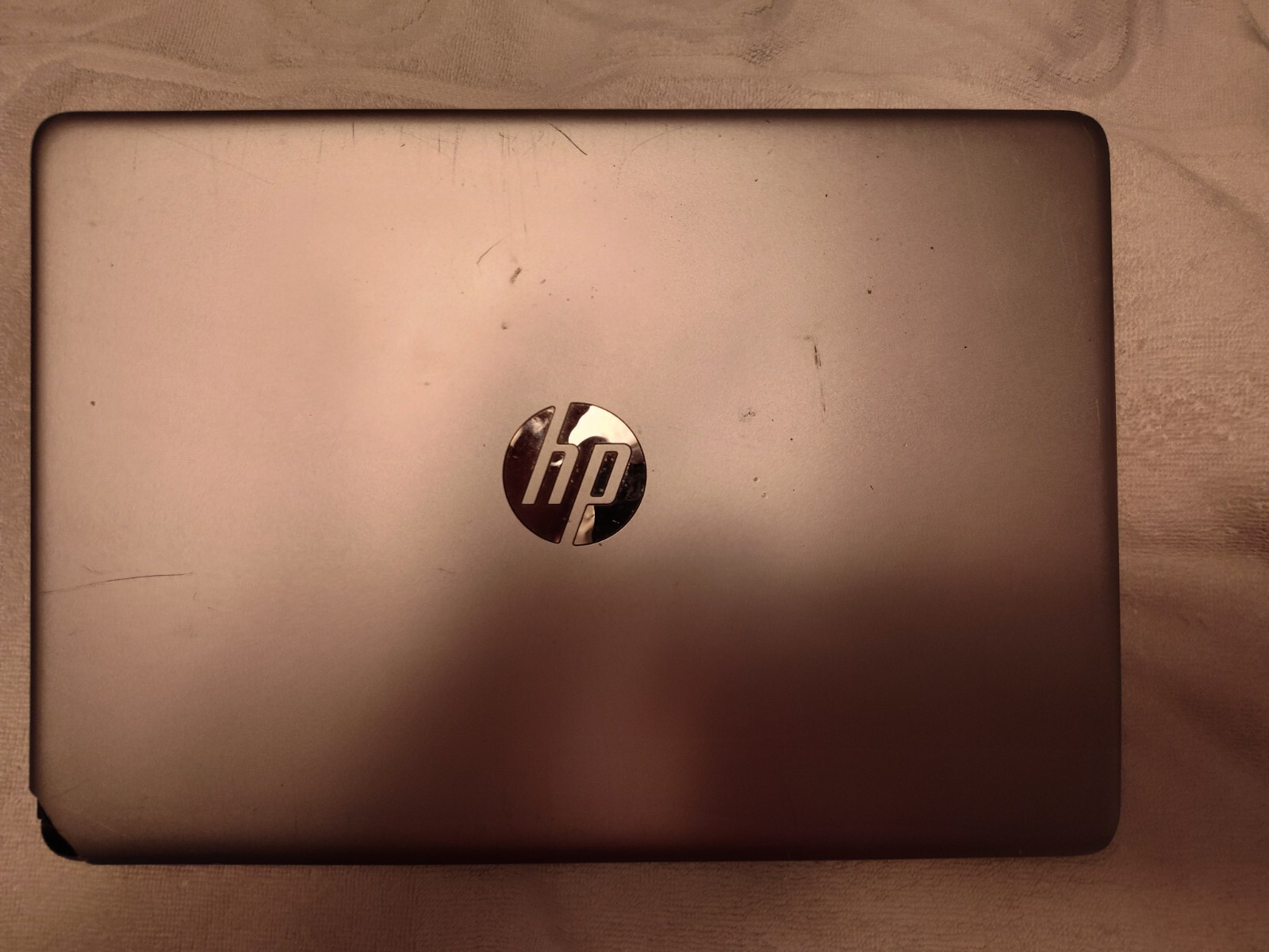 Hp Laptop model dk1013od Works Cracked Screen