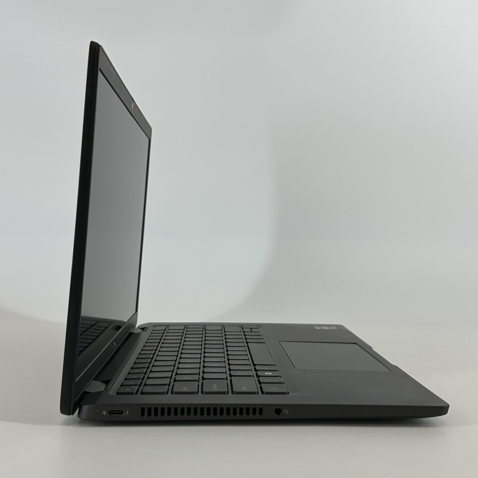 Dell Latitude 7430 14 Black FHD 1.8 GHz i7-1265U 16GB 256GB SSD Very Good