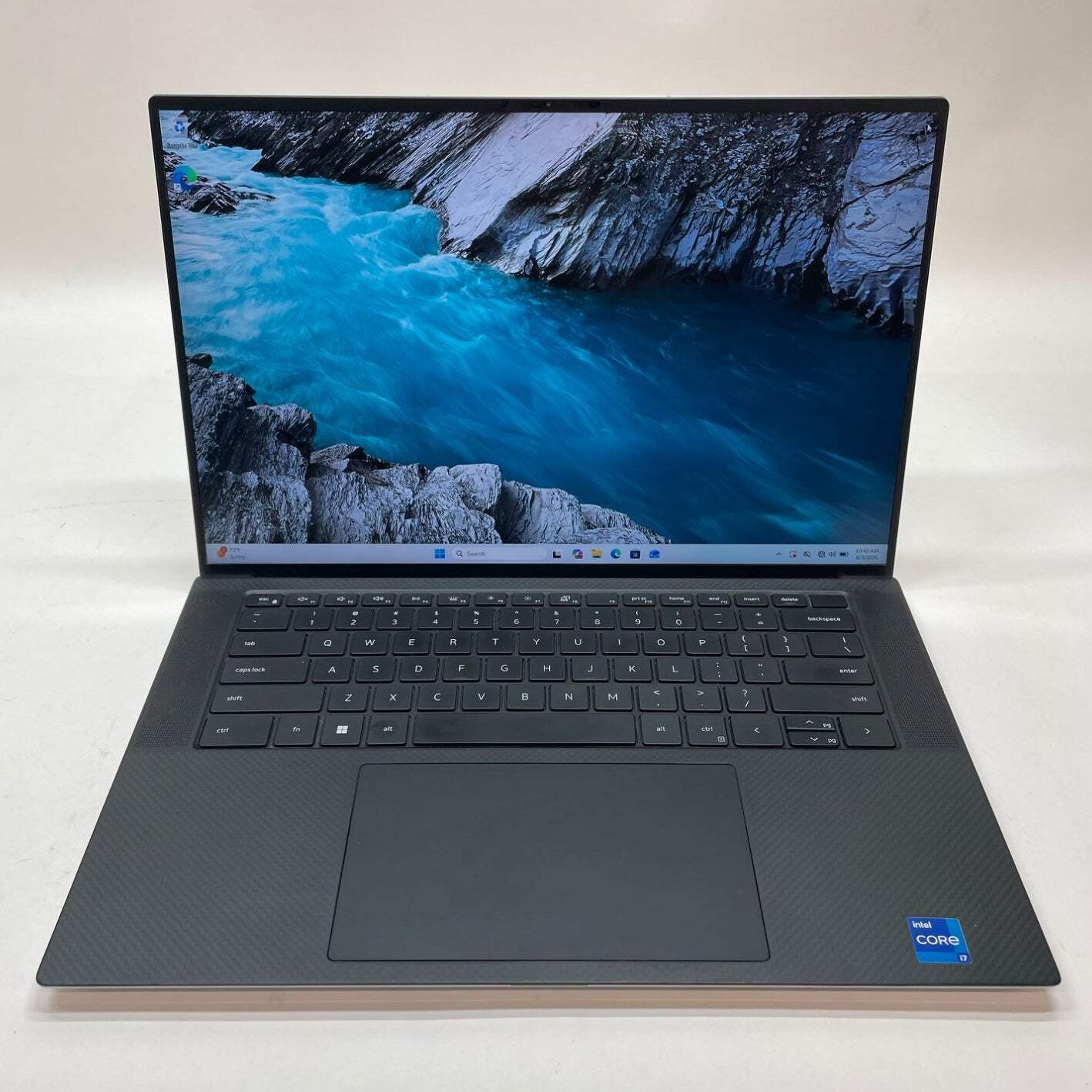 Dell XPS 15 9510 15.6″ i7-11800H 2.3GHz 16GB RAM 1TB SSD GeForce RTX 3050 Ti