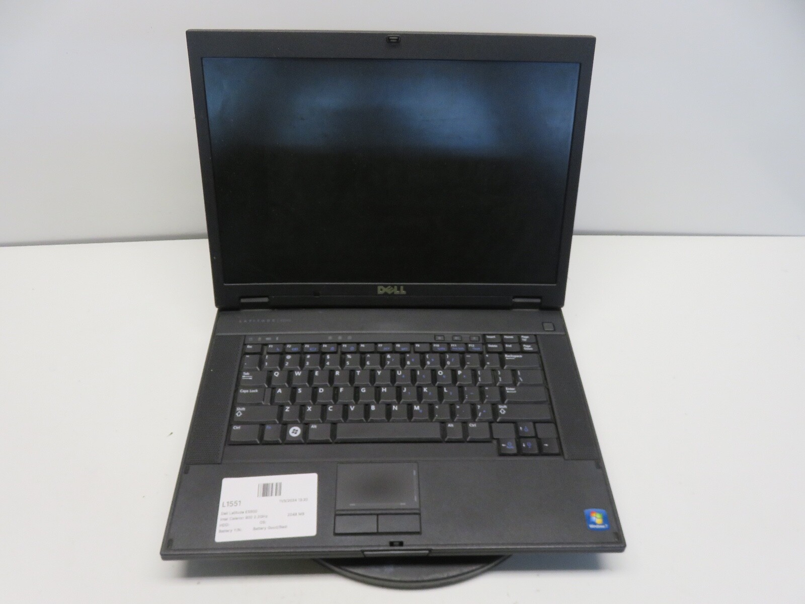 Dell Latitude E5500 Intel Celeron 900 2.2GHz 2048 MB 500 GB WIN XP
