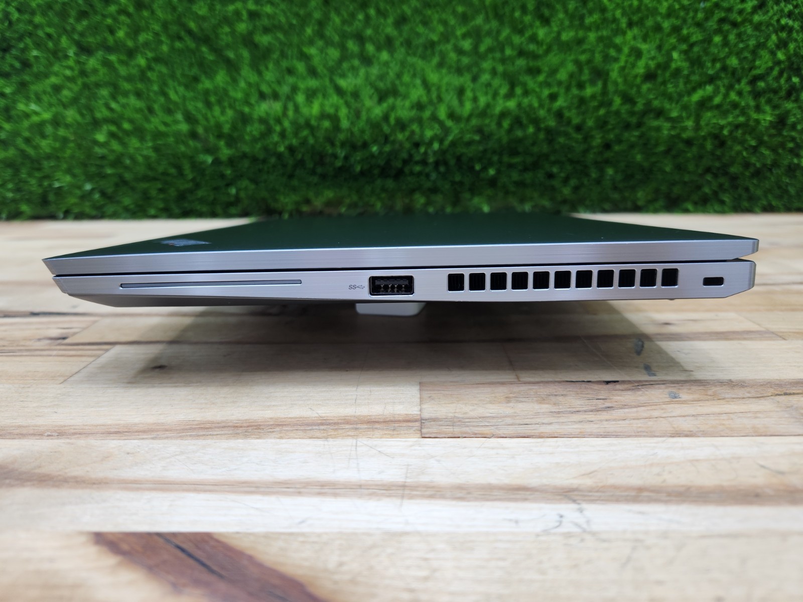 Lenovo ThinkPad X13 Gen 2 Touchscreen i7-1165G7 16GB 256GB SSD Windows 11 Pro ~