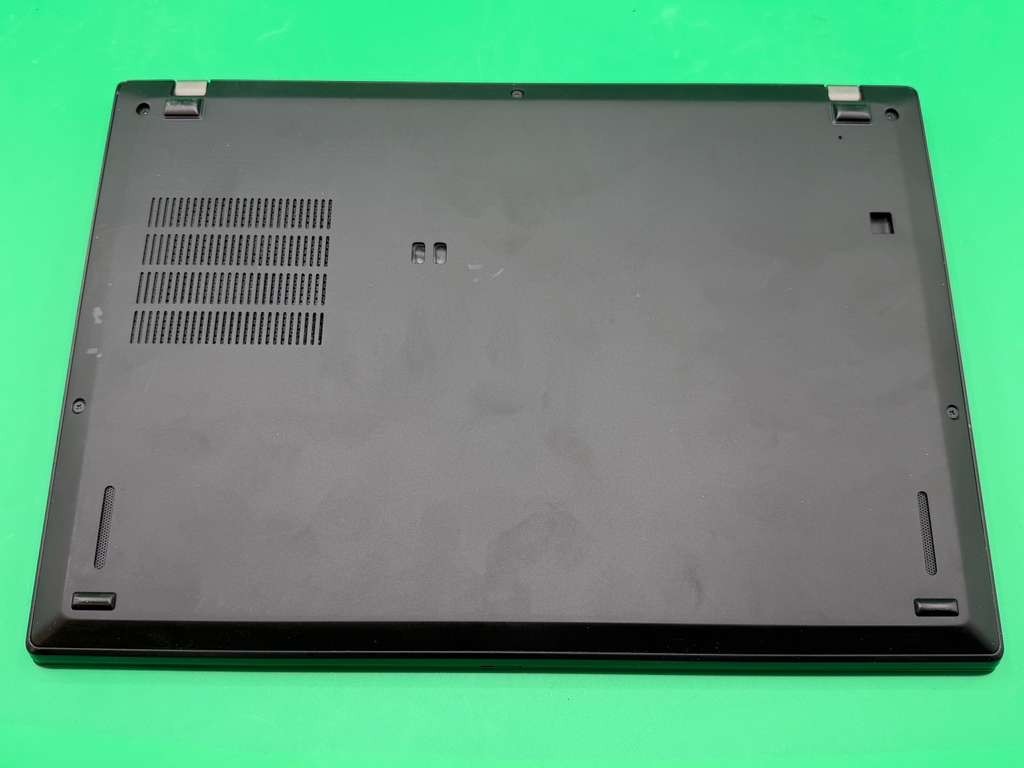 Lenovo ThinkPad X390 13″ Laptop i7-8565U 1.80GHz 8GB RAM 256GB SSD Win 11 Pro