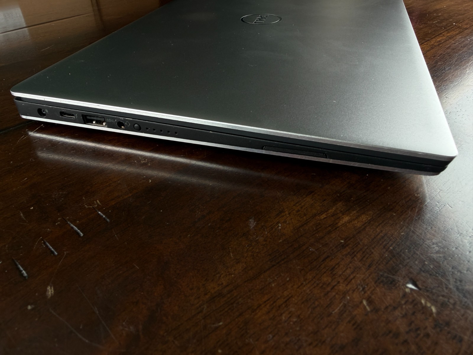Dell XPS 13 9360 2017 i7-7560U 8GB RAM 500GB SSD – Used, Tested Working