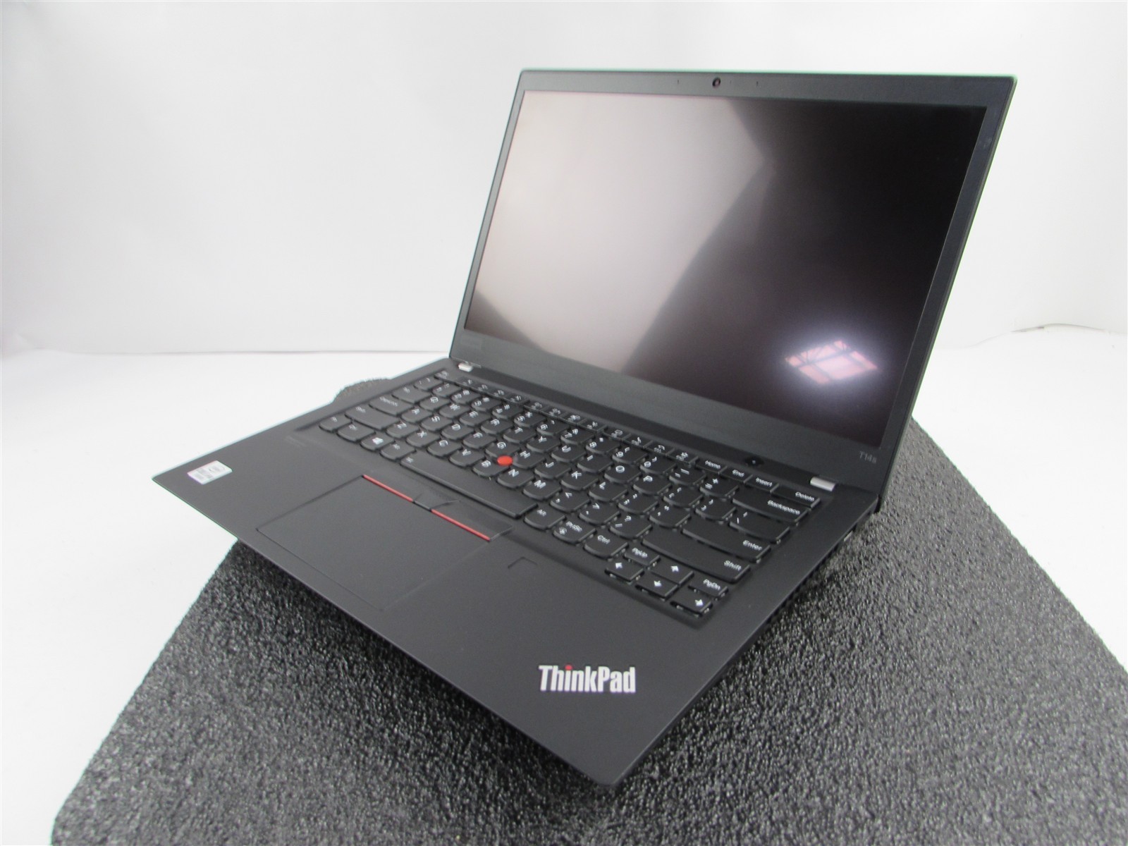 LENOVO THINKPAD T14s (GEN 1) Intel CORE I7-10610U 512GB SSD 16GB RAM NO O.S