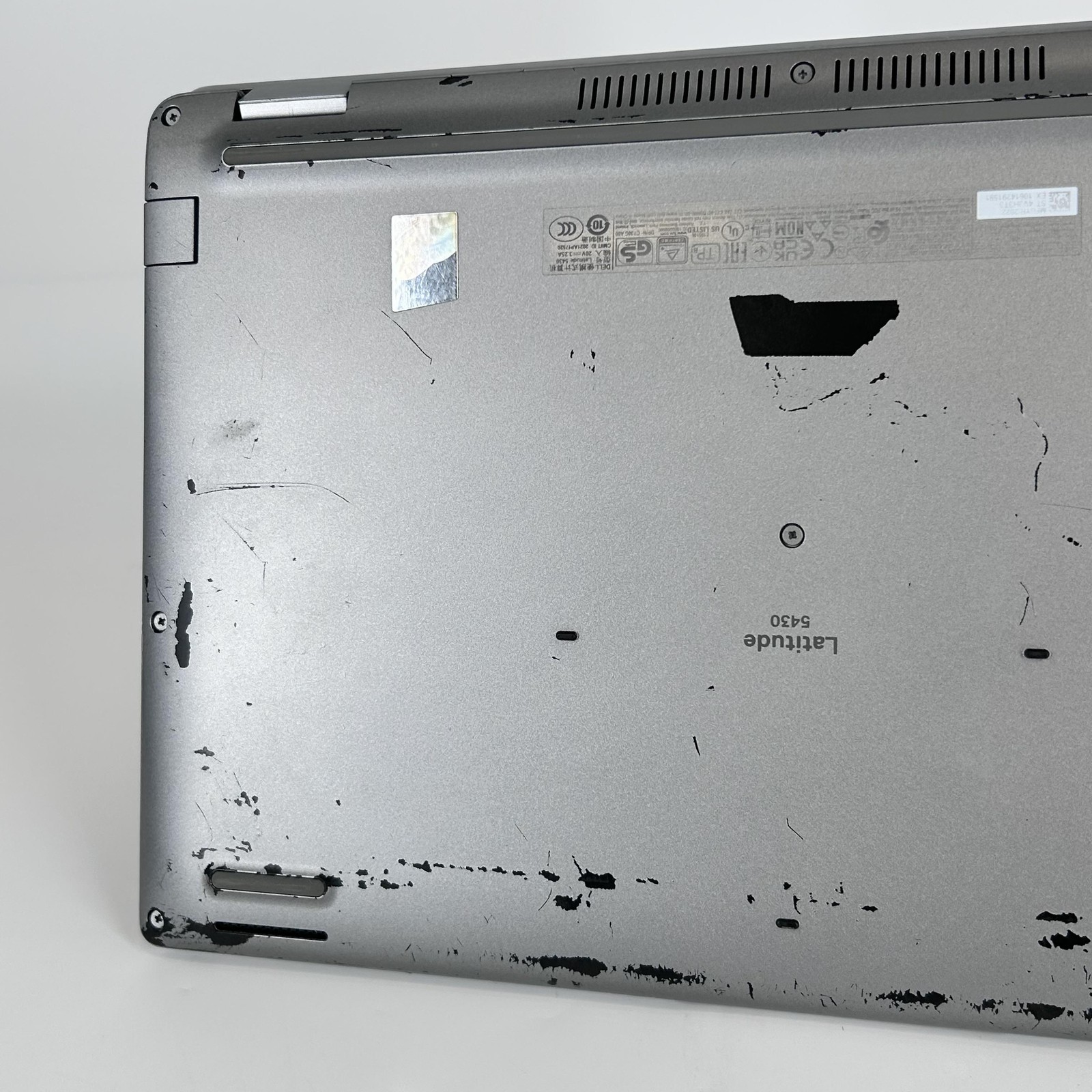 Dell Latitude 5430 14 Gray FHD 1.3 GHz i5-1235U 16GB 512GB SSD Good