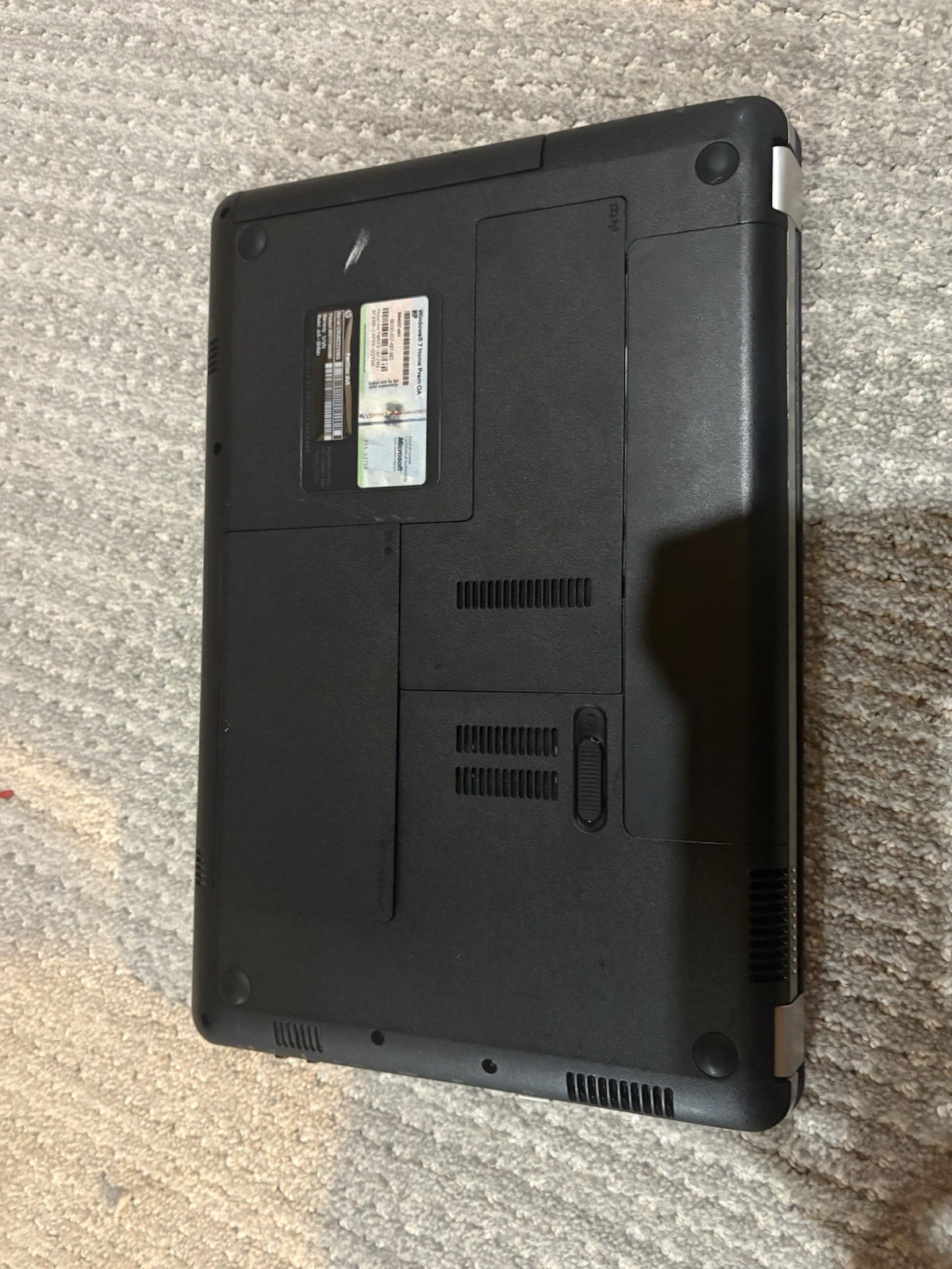 HP Pavillion DV5 Laptop Intel Core Duo @ 2.2GHz, 4GB RAM, No HDD