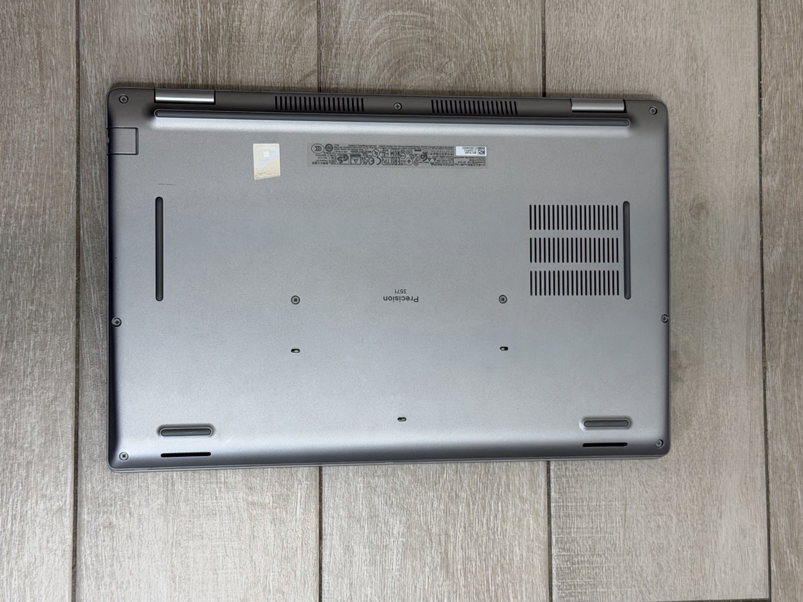 DELL PRECISION 3571 Core i5-12600H NVIDIA T600 256GB SSD 16GB RAM Win-11 Pro