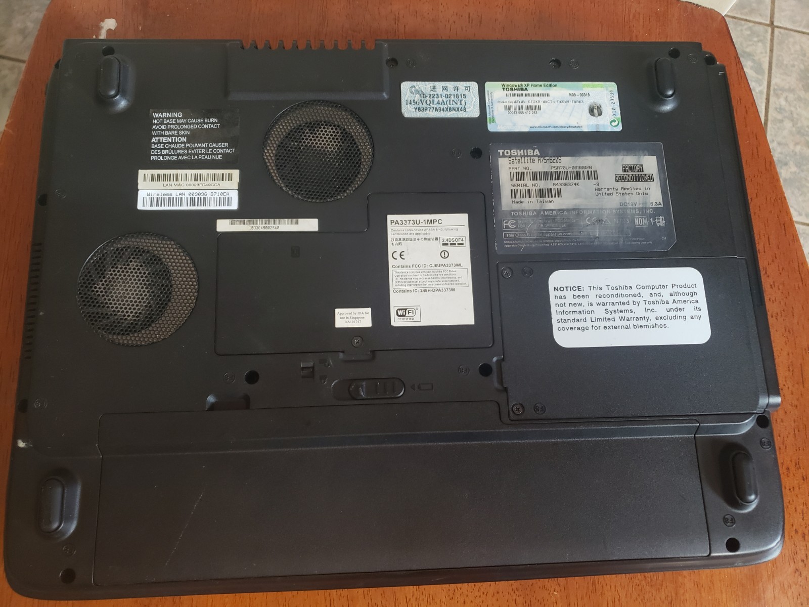 Toshiba Satellite A75-S206 15.4″ Intel Pentium 4 2.8GHZ 1GB Ati 9100 40GB WinXP