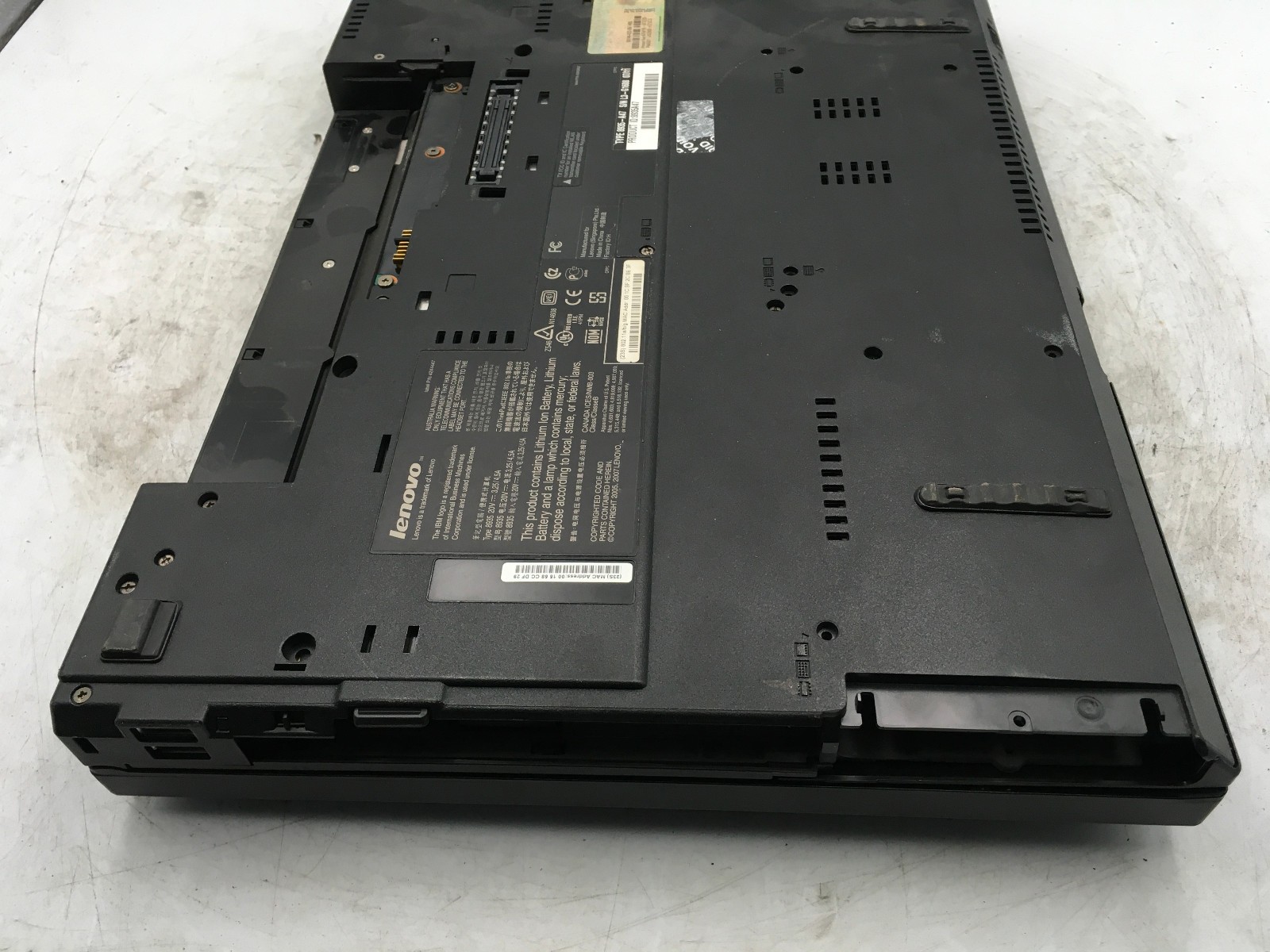 LENOVO THINKPAD R61 – BOOTS TO BIOS – INTEL CELERON 540 – NO RAM – READ – BB