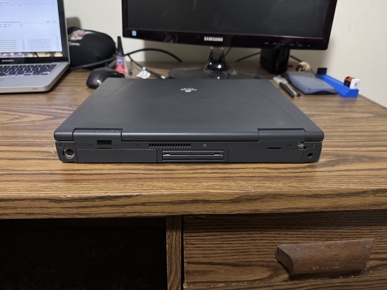 Gateway Solo Pro 9300 Tested Working – Boots Up Win XP