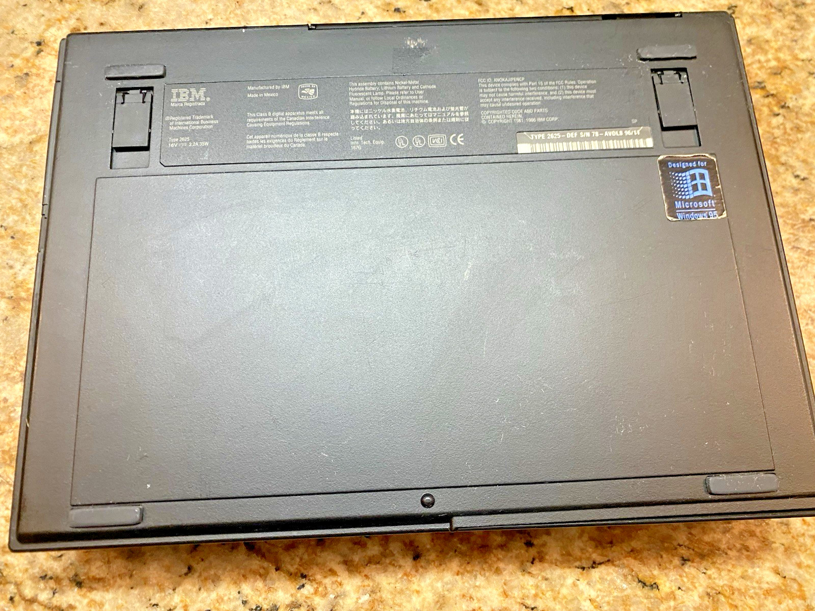 Rare Vintage IBM ThinkPad 365X  LAPTOP WINDOWS 95