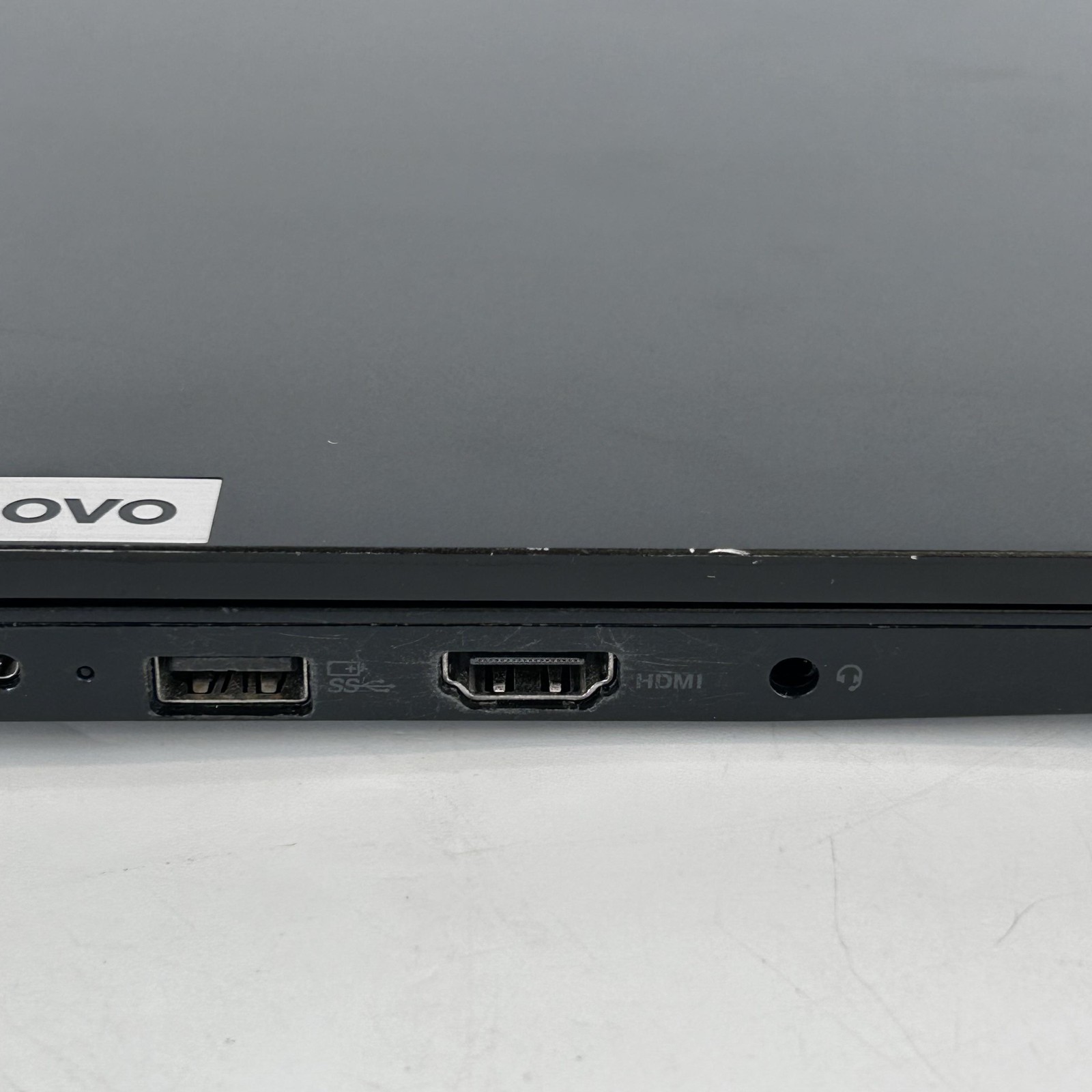 Lenovo ThinkPad E15 Gen 2 15 FHD TOUCH i7-1165G7 2.80GHz 16GB 1TB WHITE SPOTS