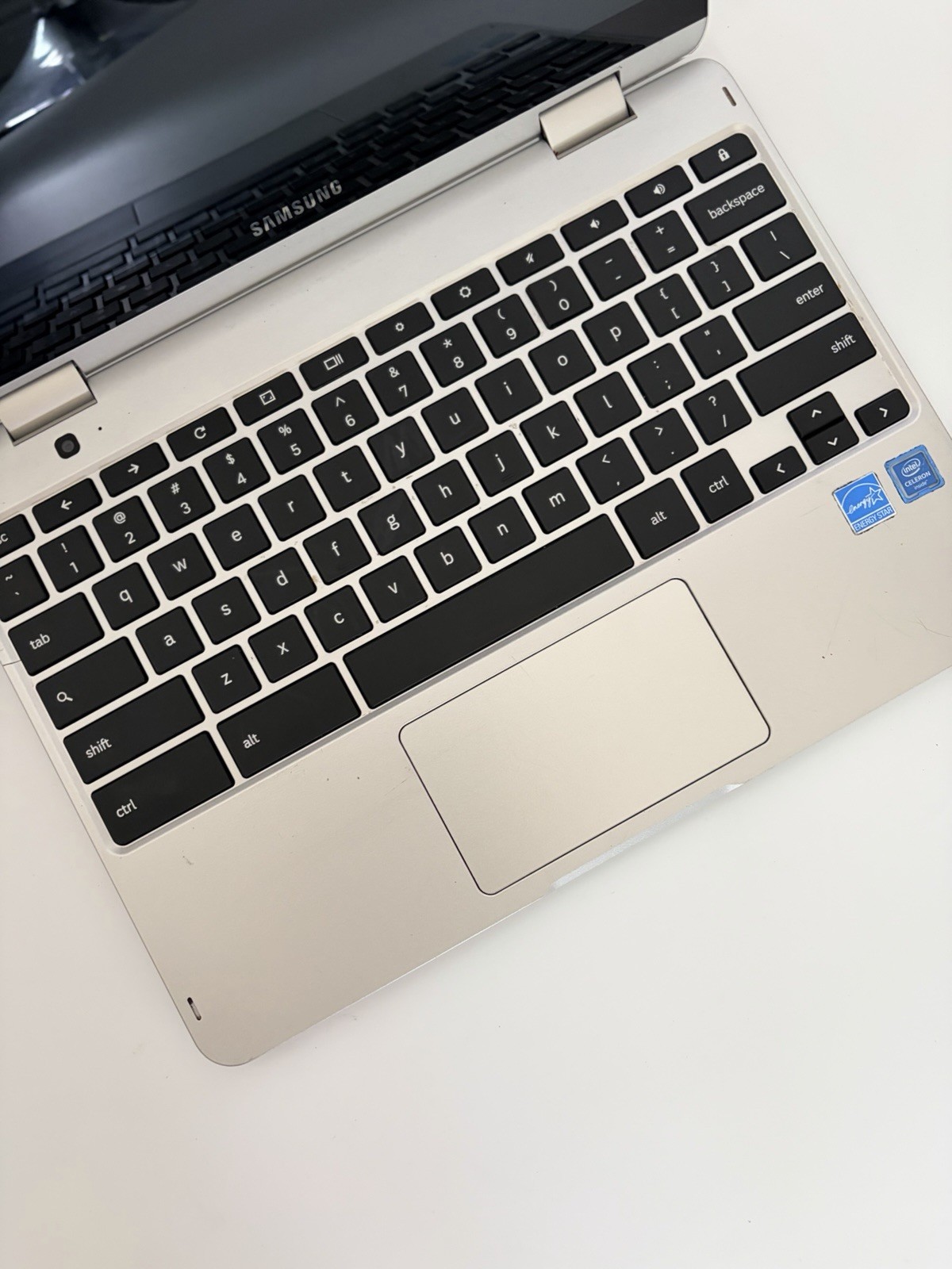 Samsung XE520QAB Chrome Plus V2 12.2″ Intel Celeron 2GB Laptop READ