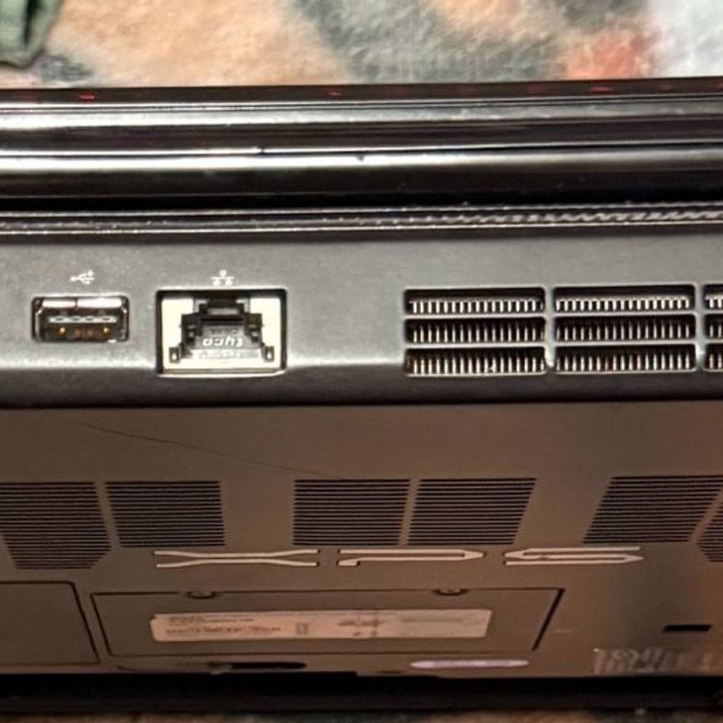 Dell XPS M1730 17-inch Gaming Laptop SLI Graphics Core 2 Duo