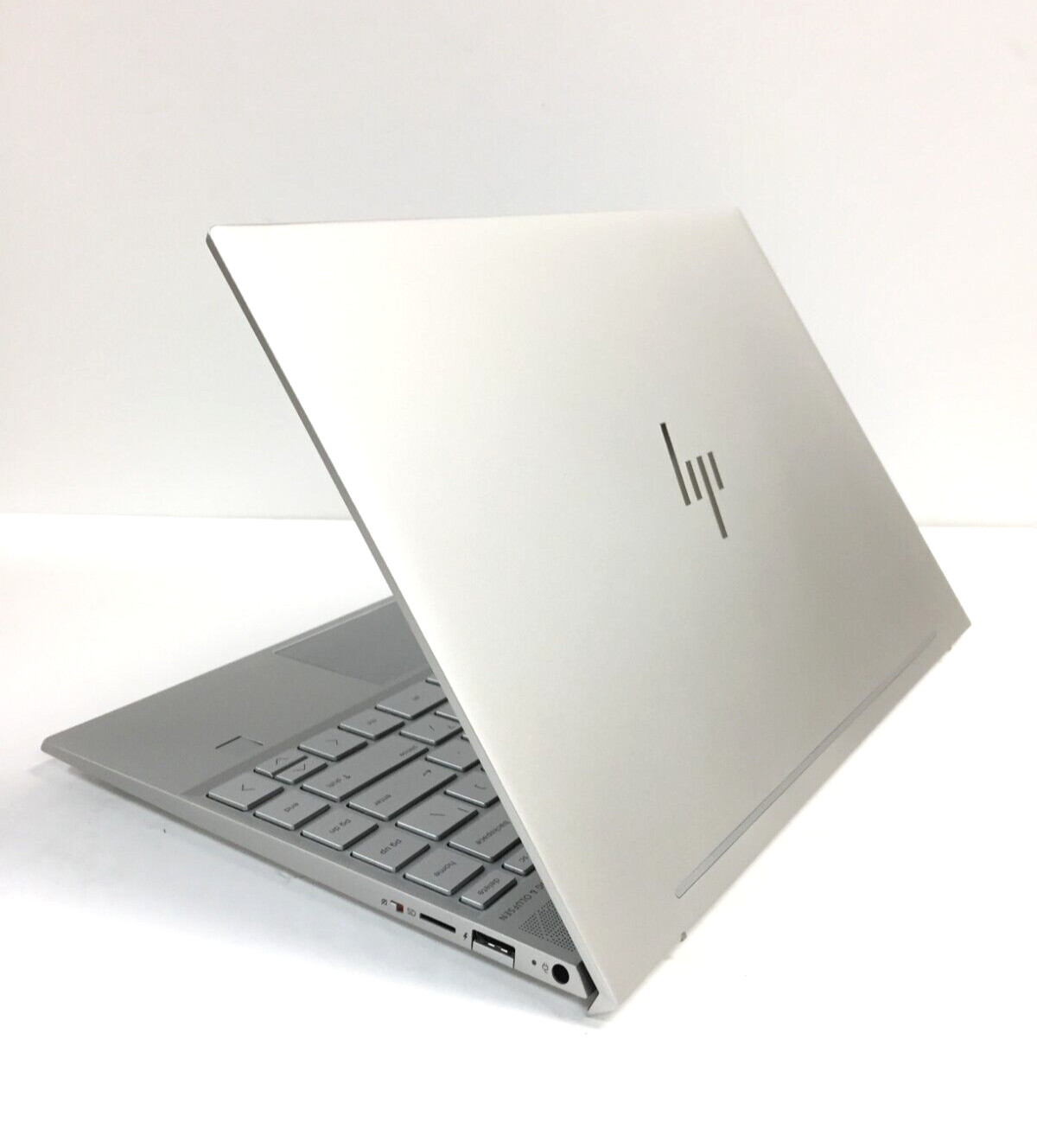 HP Envy 13-aq0011ms 13.3″ Touchscreen Laptop/Intel i5-8265U/8GB/512GB SSD/Win10
