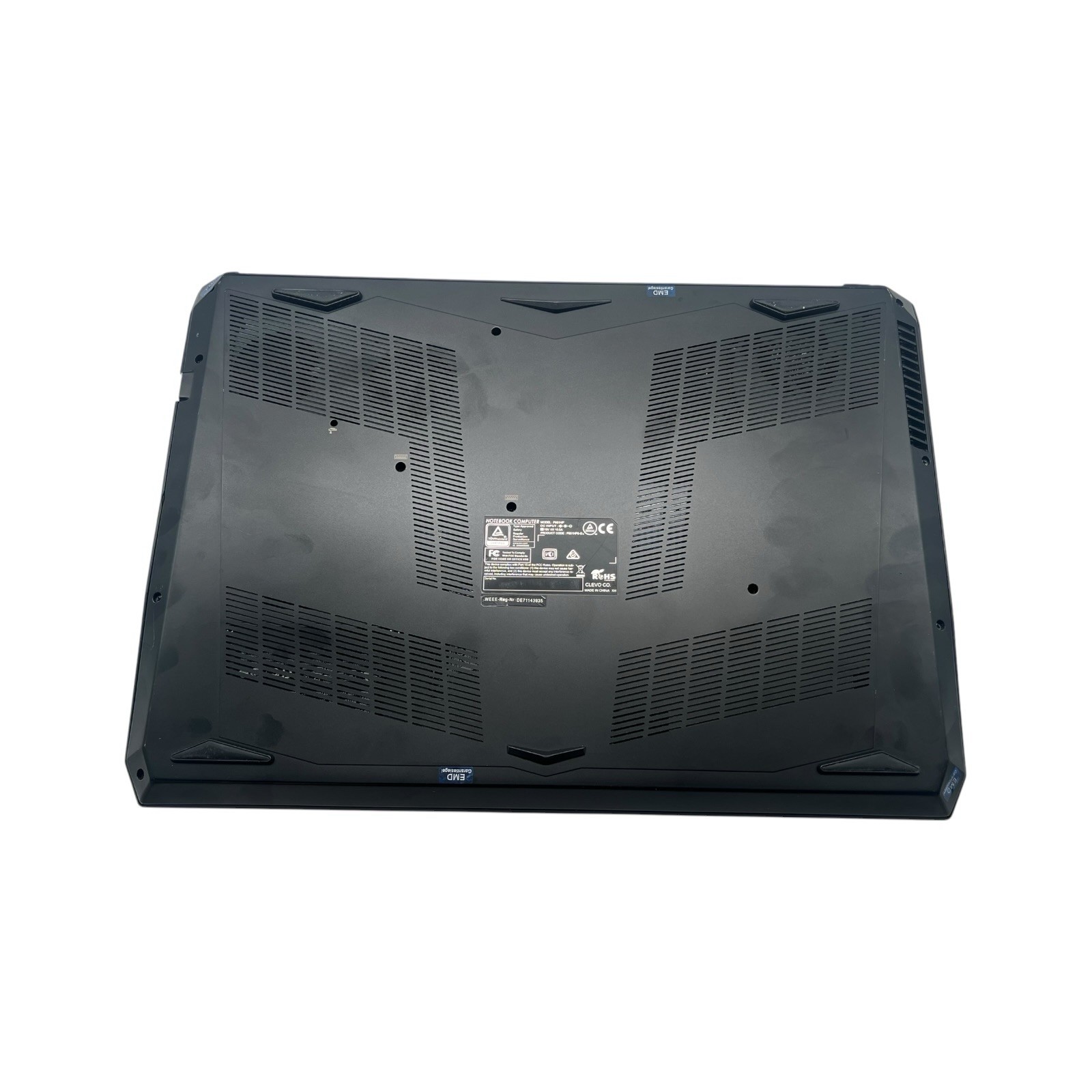 Clevo P651HP | Intel i7-7700HQ | 32GB | RAM 256GB M.2 SSD+500GB SSD | GTX1060 6GB