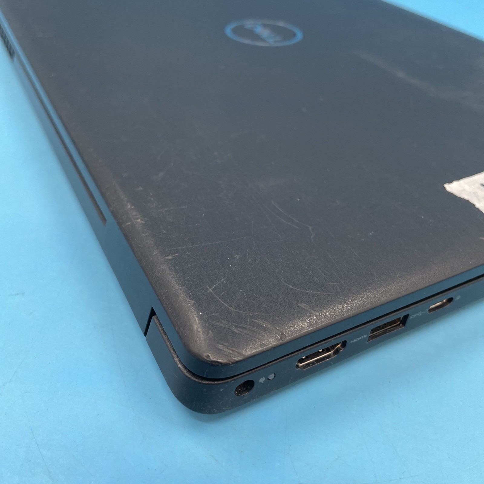 Dell Latitude 3520 | i5-1135G7 | 8GB RAM | 256GB SSD | NO OS | 67% BATT