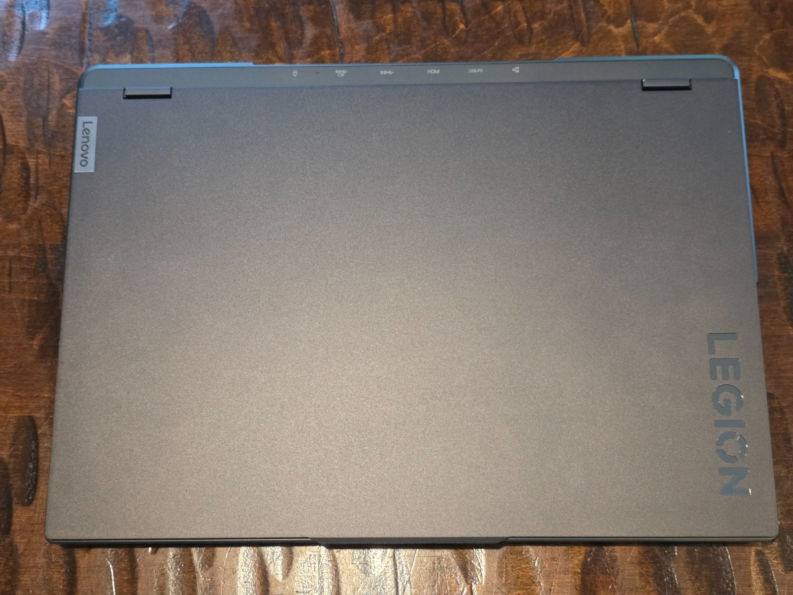 Lenovo Legion Pro 5 – 16″ QHD+ 240Hz, i7 13700HX, RTX 4070, 32GB RAM, 1TB SSD
