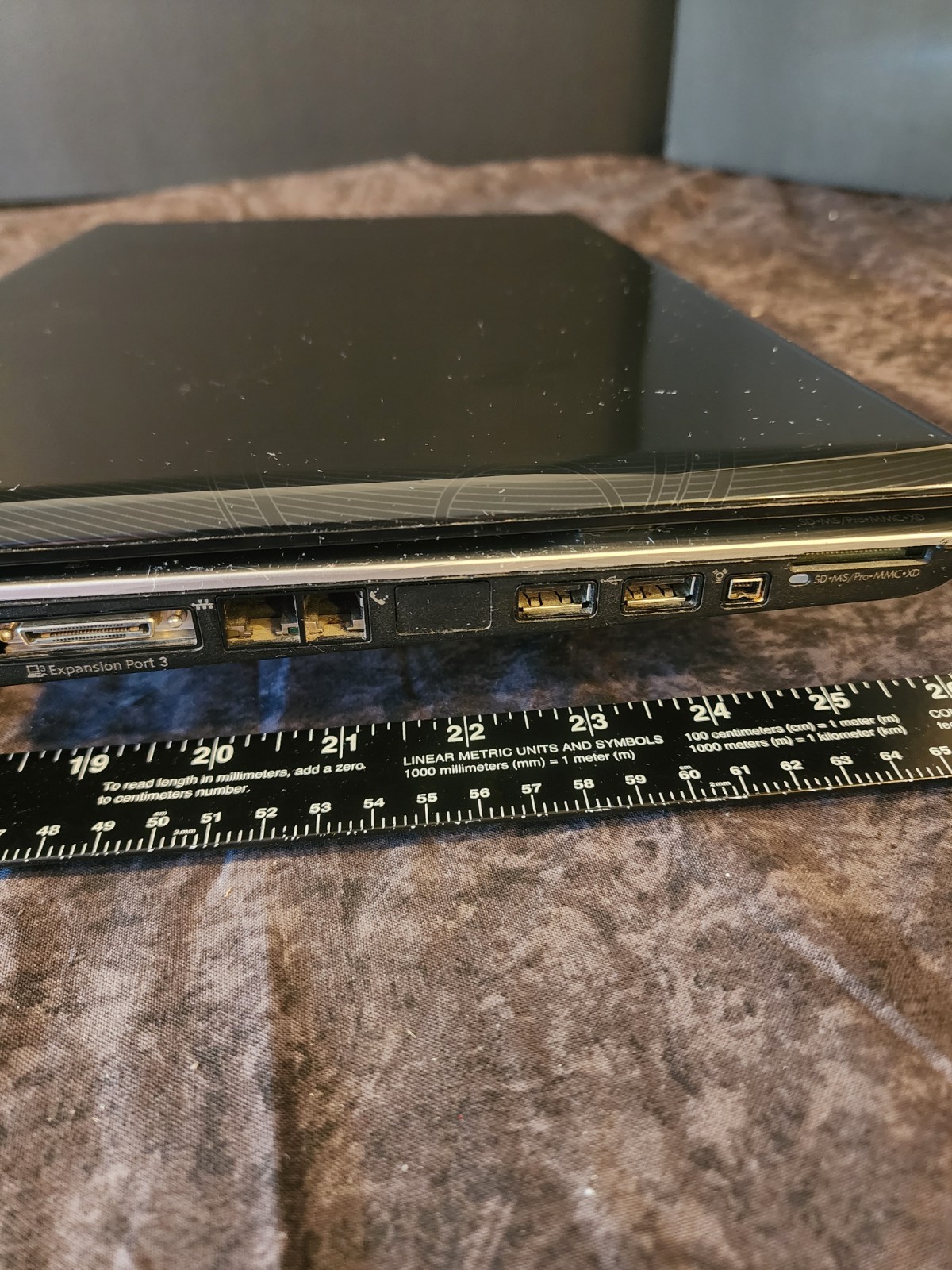 HP Pavilion Entertainment PC Dv6-1355dx Laptop. Untested. As Is For Parts