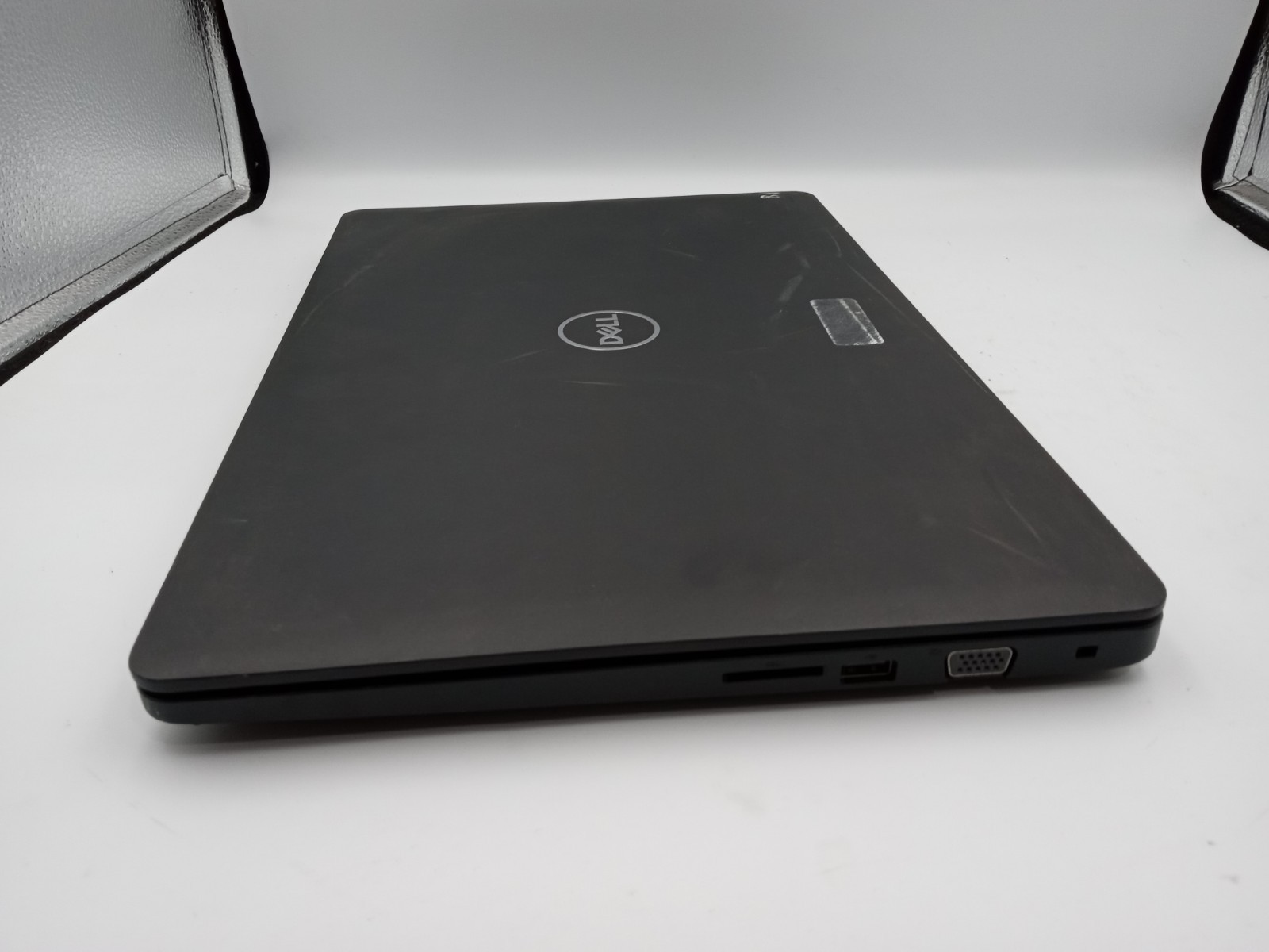Dell Latitude 3580 15″ Laptop Intel Core i3-6006U 2.0GHz * PARTS/REPAIR * -RR
