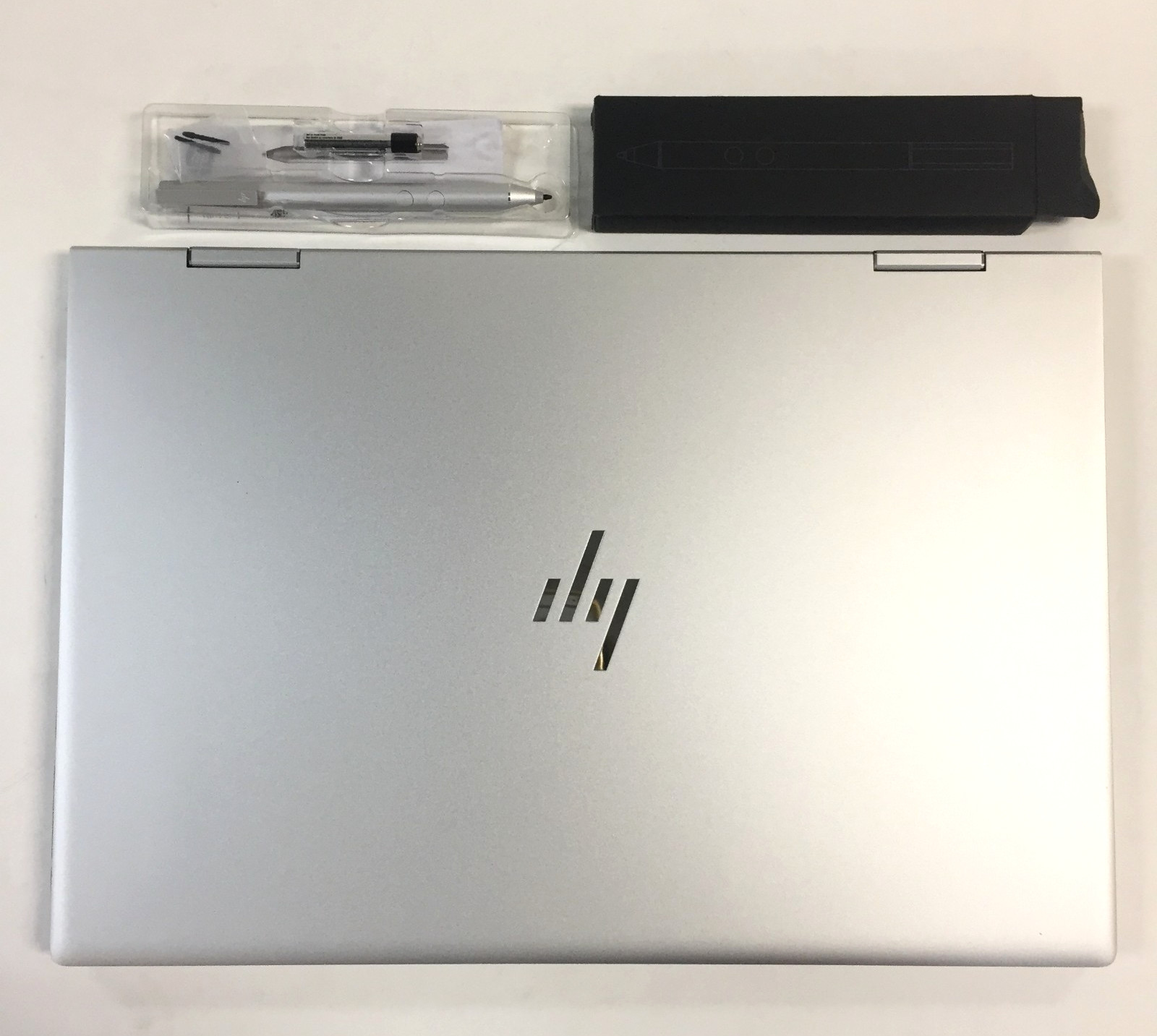 HP Envy x360 15t-dr000 15.6 Touchscreen Laptop/i5-8265U/8GB/256GB SSD/W10H w/Pen