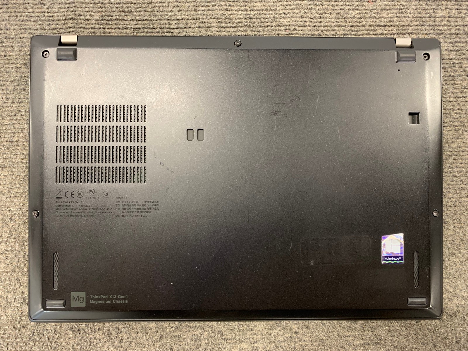 Lenovo ThinkPad X13 Gen 1 13.3″ Laptop i5-10310U 16GB No Storage, Boots to BIOS
