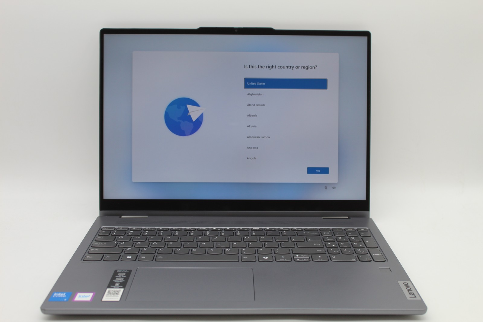 Lenovo IdeaPad 5 16″ Touch Intel Core 5 120U 1.4GHz 16GB 512GB SSD PC1744676
