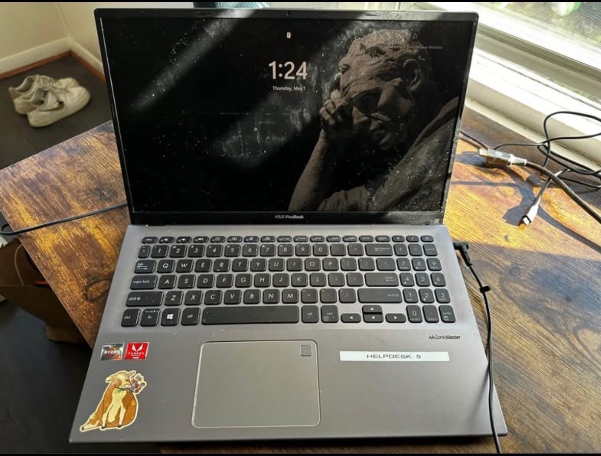 ASUS VivoBook 15 Laptop AMD Ryzen 7 3700U 8GB RAM 256GB SSD Vega 10 Win10